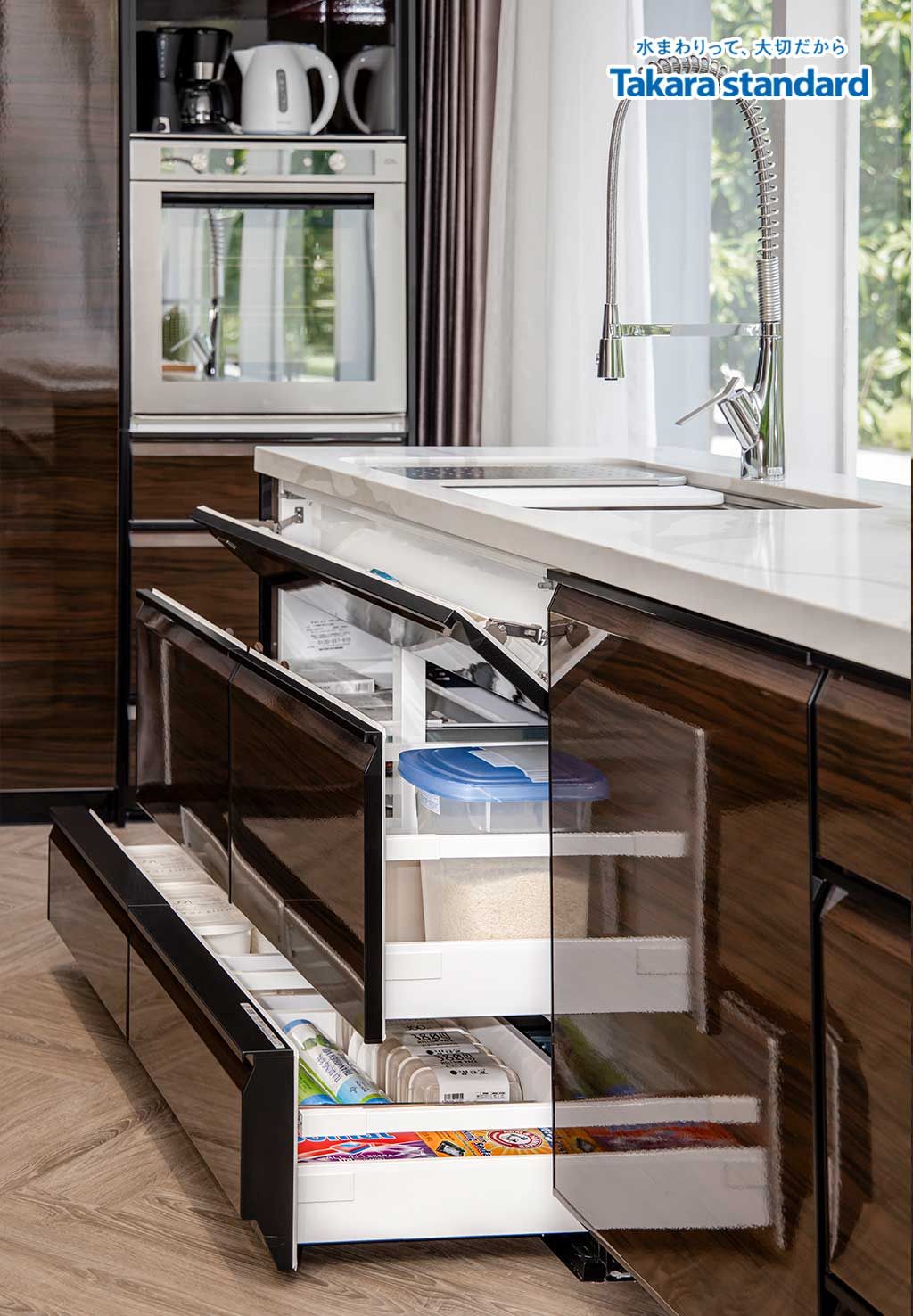 Hệ Tủ Bếp Lemure Cao Cấp Chữ I Kèm Bàn Đảo Màu LGB - Showroom Q2