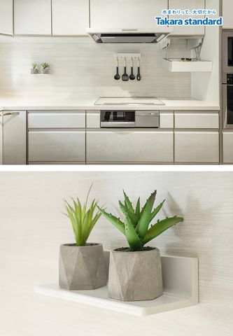 Hệ Tủ Bếp Lemure Chữ L Cao Cấp Chuyển Sắc - Showroom Q.2