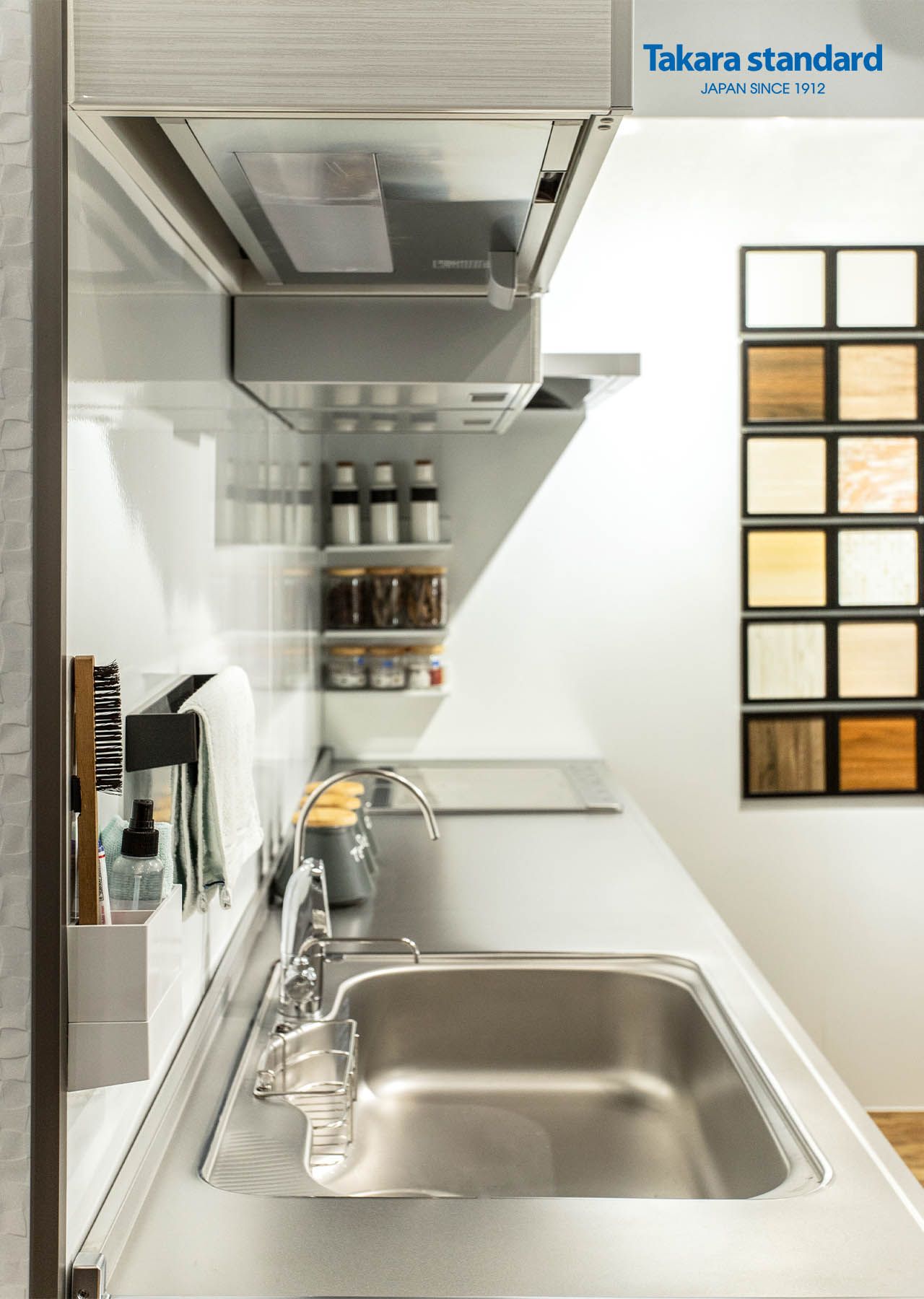 Hệ Tủ Bếp Treasia Chữ I Màu VBW - Showroom Takara standard