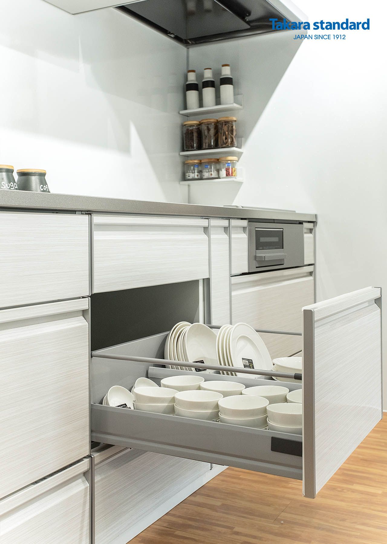 Hệ Tủ Bếp Treasia Chữ I Màu VBW - Showroom Takara standard