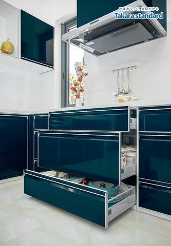 Hệ Tủ Bếp Treasia Cao Cấp Chữ L Màu VSJ - Biệt Thự Bình Phước