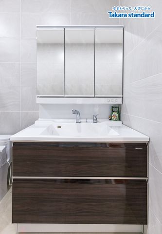 Tủ Gương Lavabo Eleena màu EXB - Nhà Phố Q.Phú Nhuận