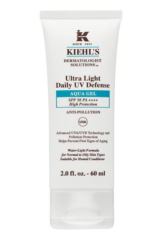 Kem chống nắng dạng gel Ultra Light Daily UV Defense Aqua Gel