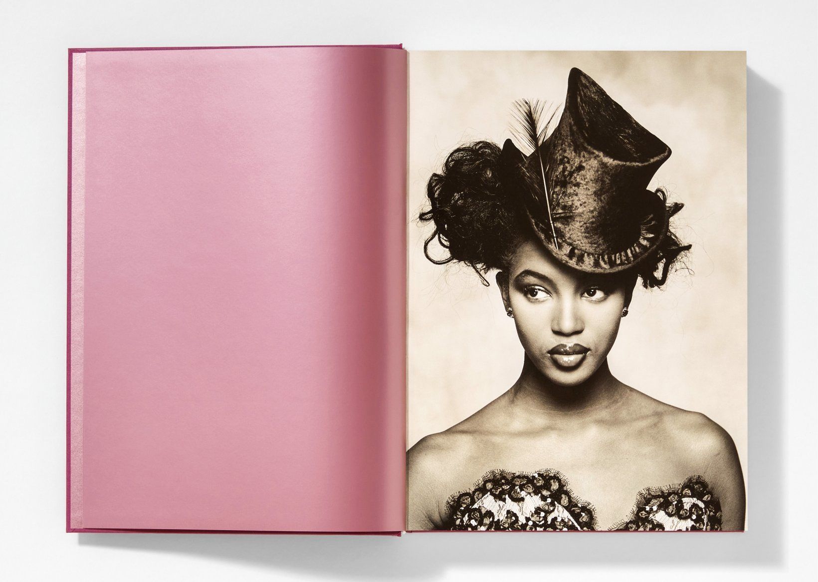 Naomi. Updated Edition_Josh Baker_9783836563529_Taschen GmbH