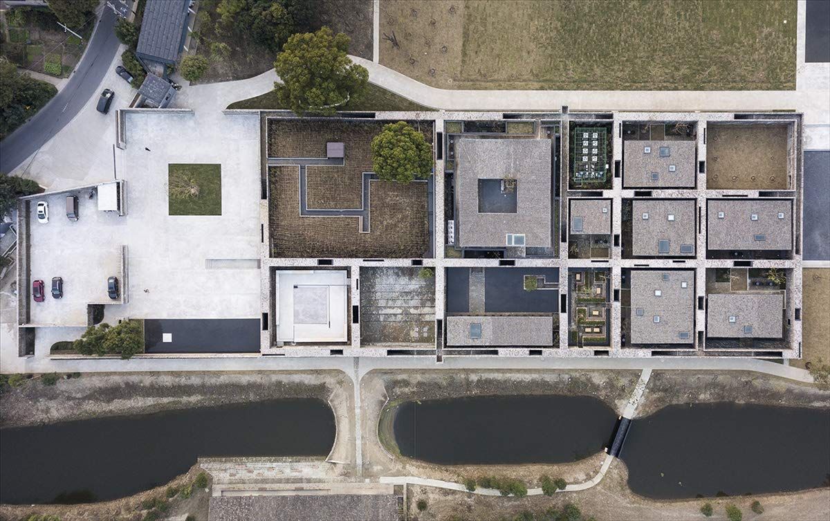 Neri&Hu Design and Research Office_Rossana Hu_9780500343609_Thames and Hudson