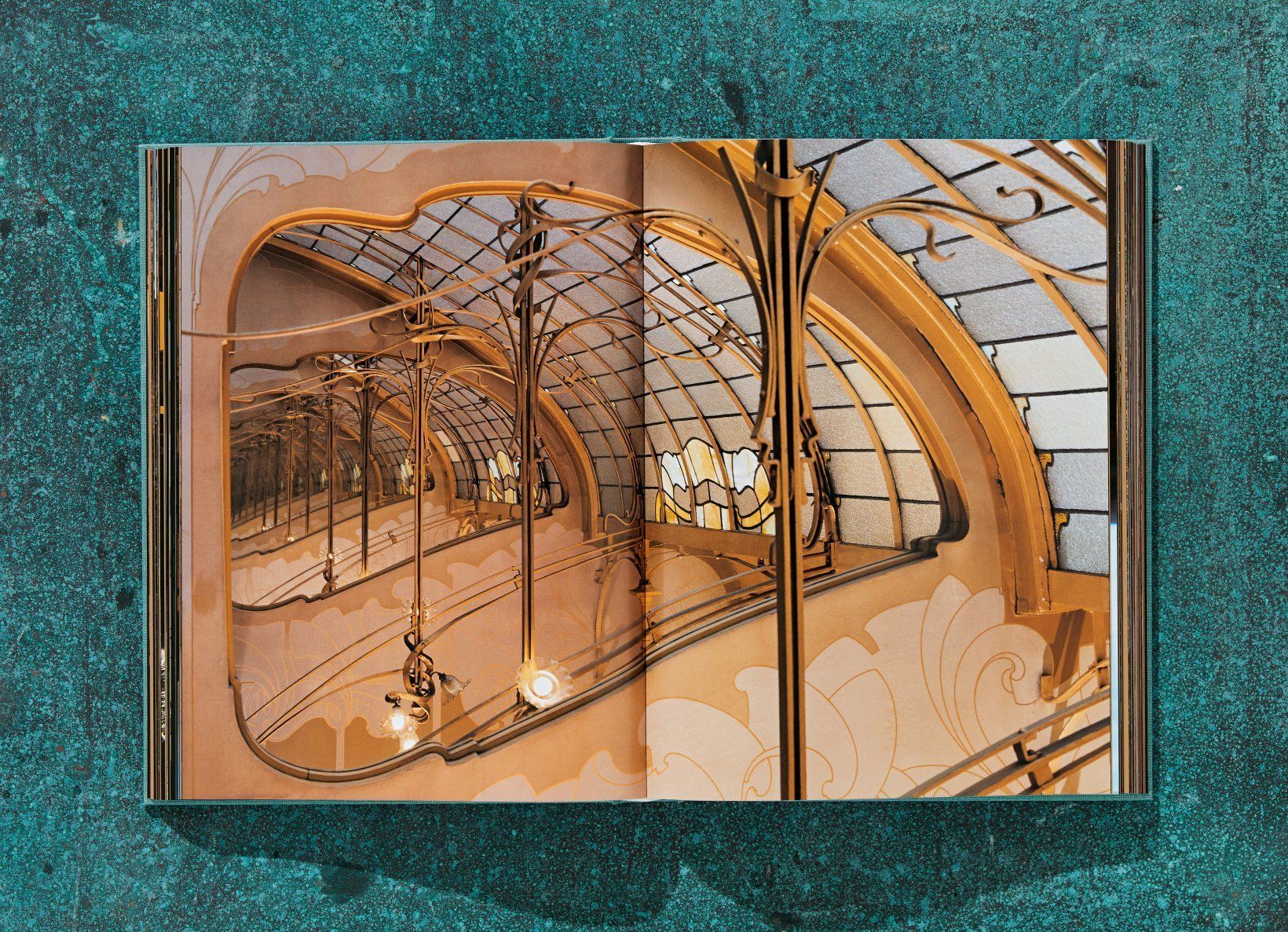 Keiichi Tahara. Architecture Fin-de-Siecle_ Riichi Miyake_9783836530576_Taschen
