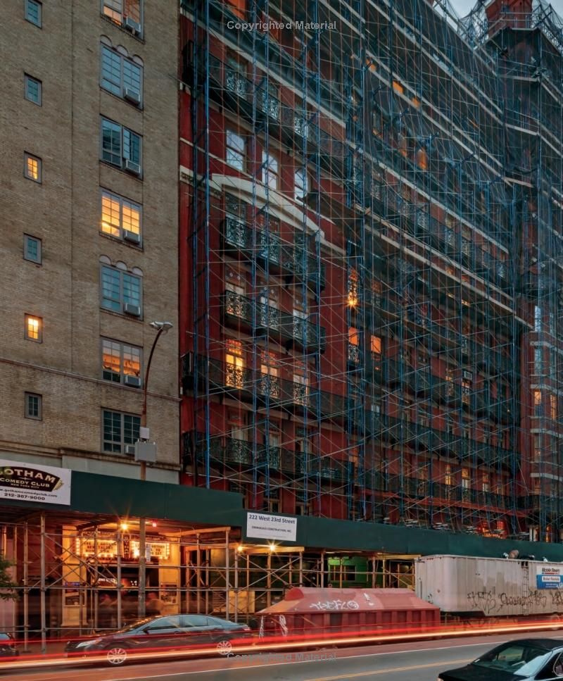  Hotel Chelsea : Living in the Last Bohemian Haven 