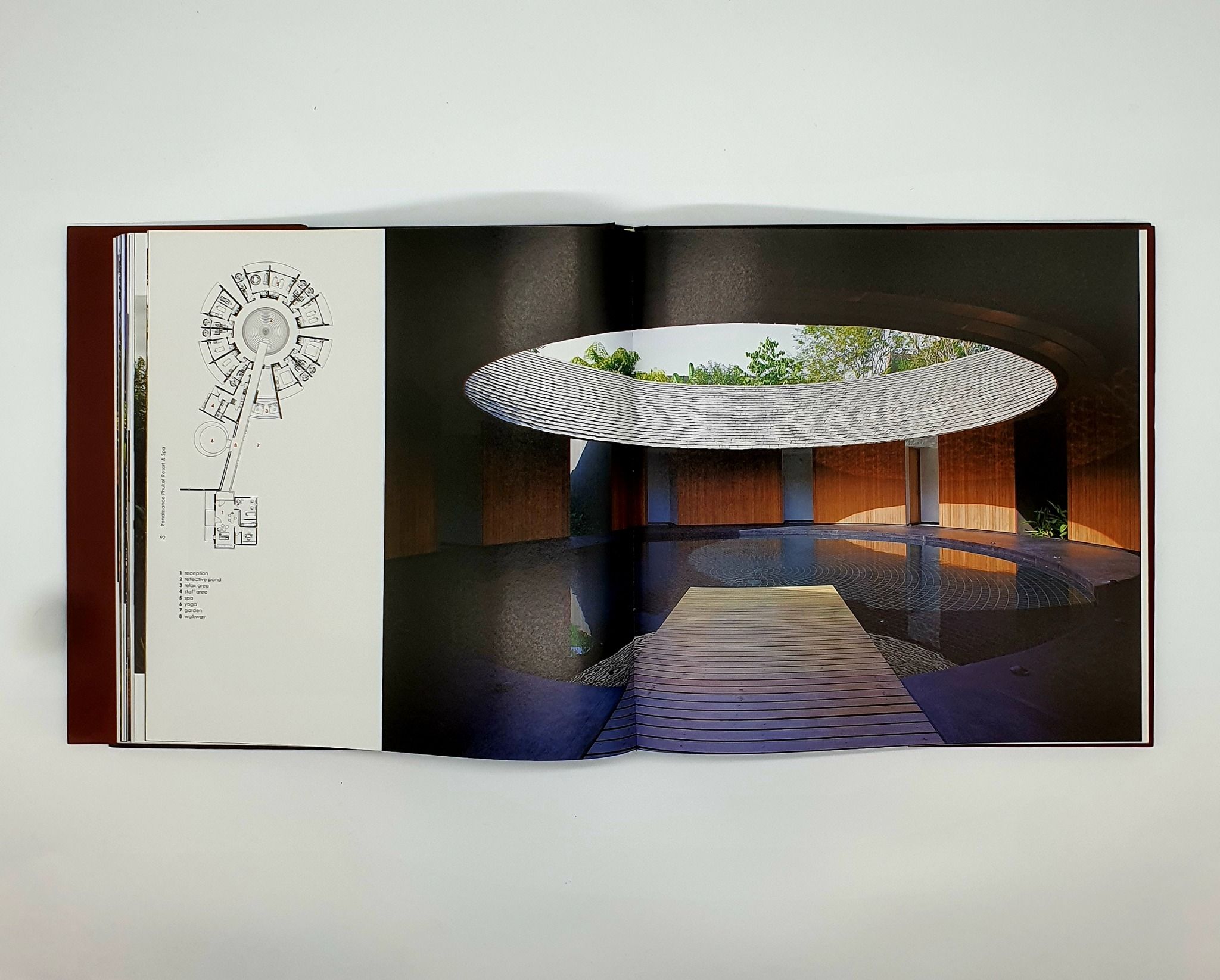 Resorts by Thai Architects: Exotic Oriental_9786167191324_Li-Zenn Publishing Limited