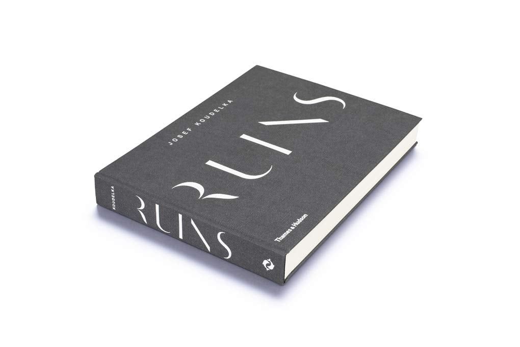 Josef Koudelka: Ruins_ Josef Koudelka_9780500545348_Thames & Hudson