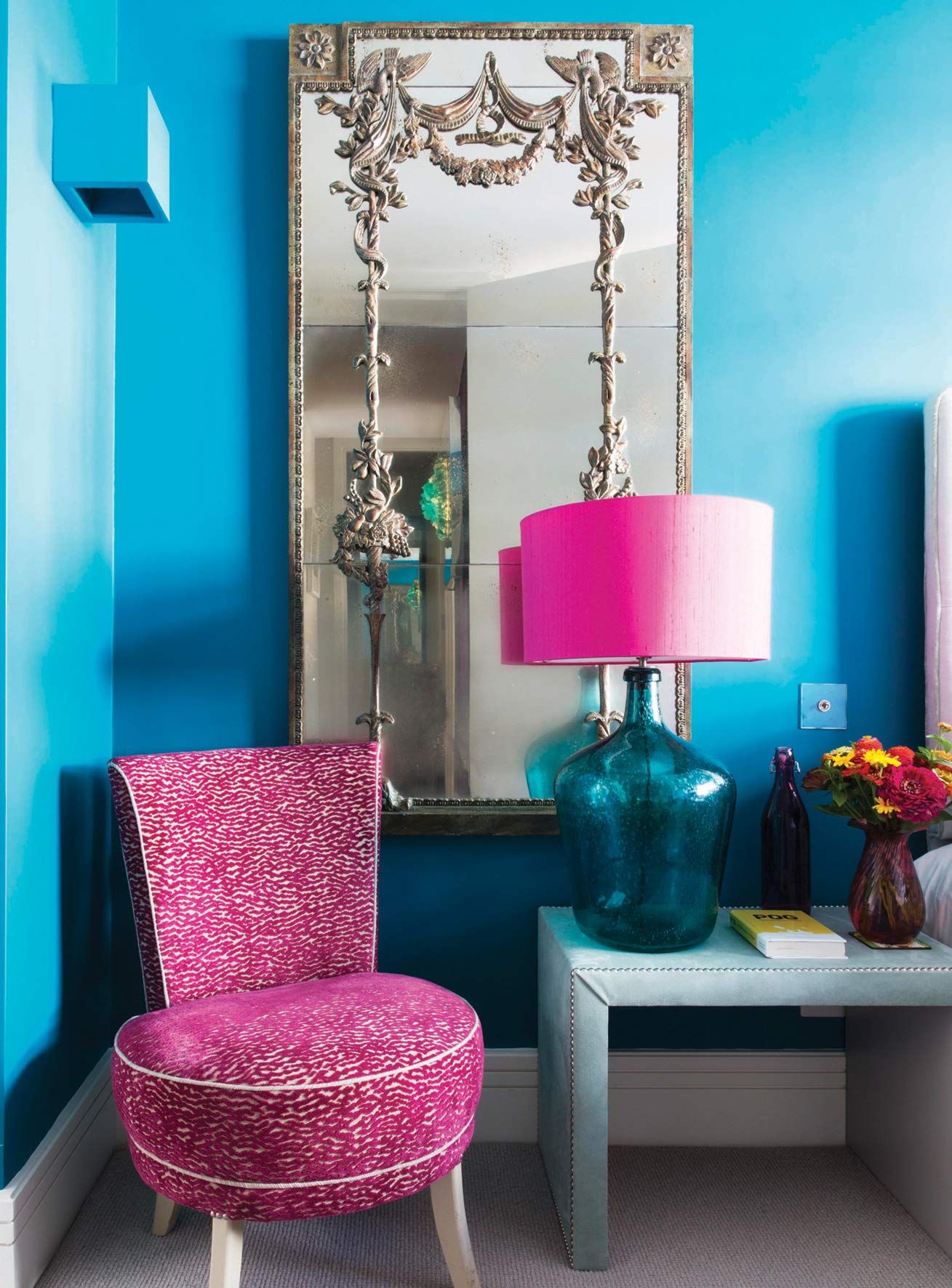 Andrew Martin Interior Design Review Vol. 22_Teneues_9783961711277_teNeues Publishing UK Ltd