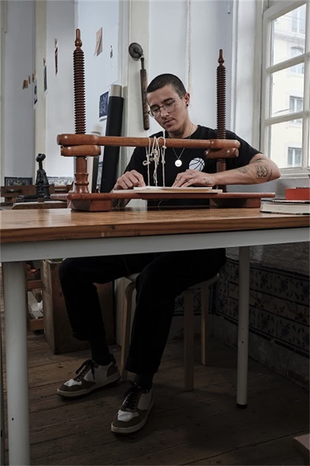 Books : Art, Craft & Community_ Simon Goode_9789493039520_Ludion