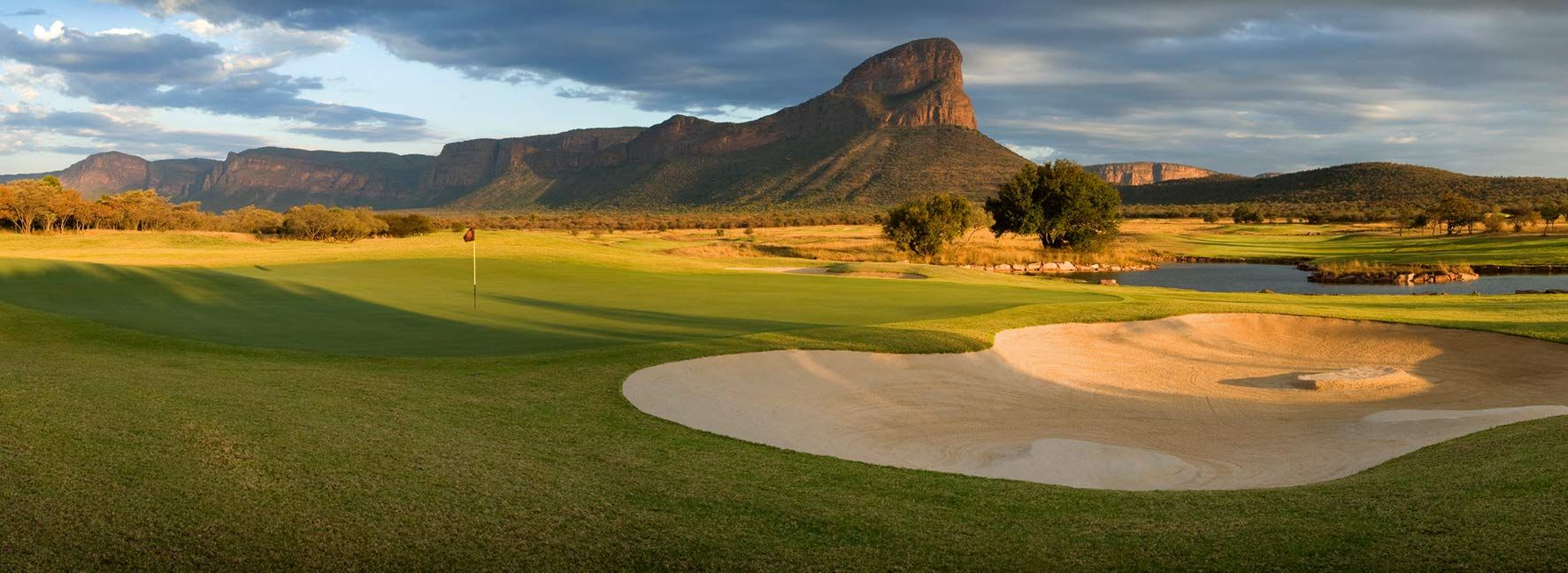 Golf: The Ultimate Book