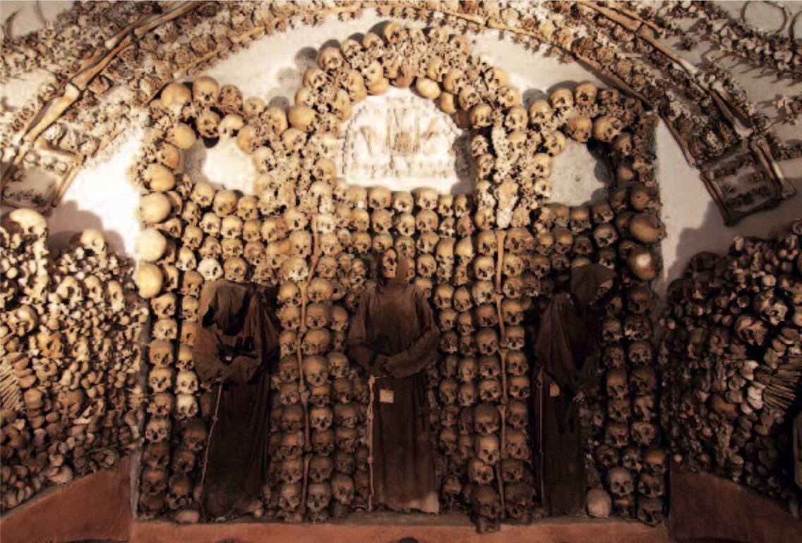 The Empire of Death : A Cultural History of Ossuaries and Charnel Houses