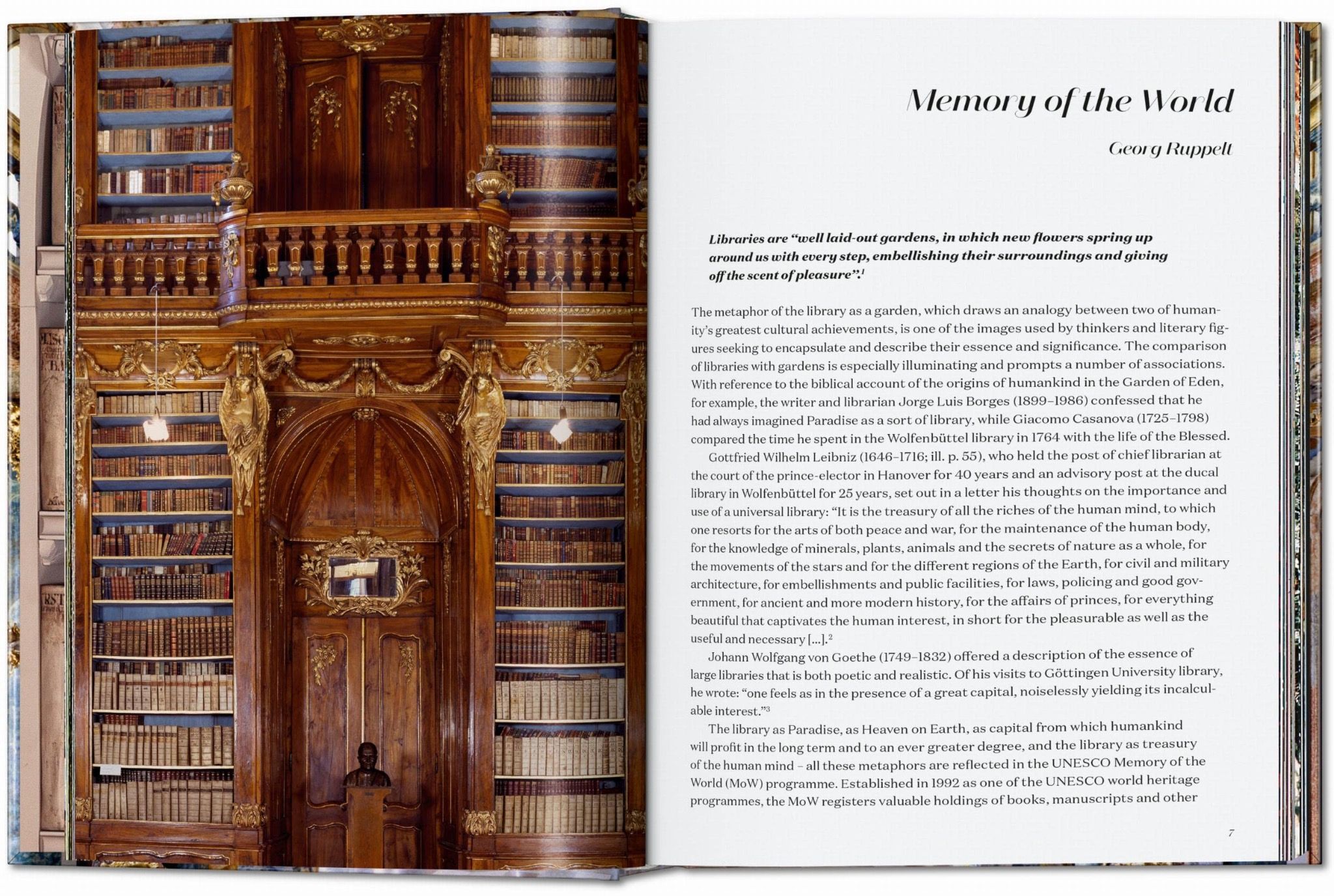 Massimo Listri. The World's Most Beautiful Libraries (Small size)