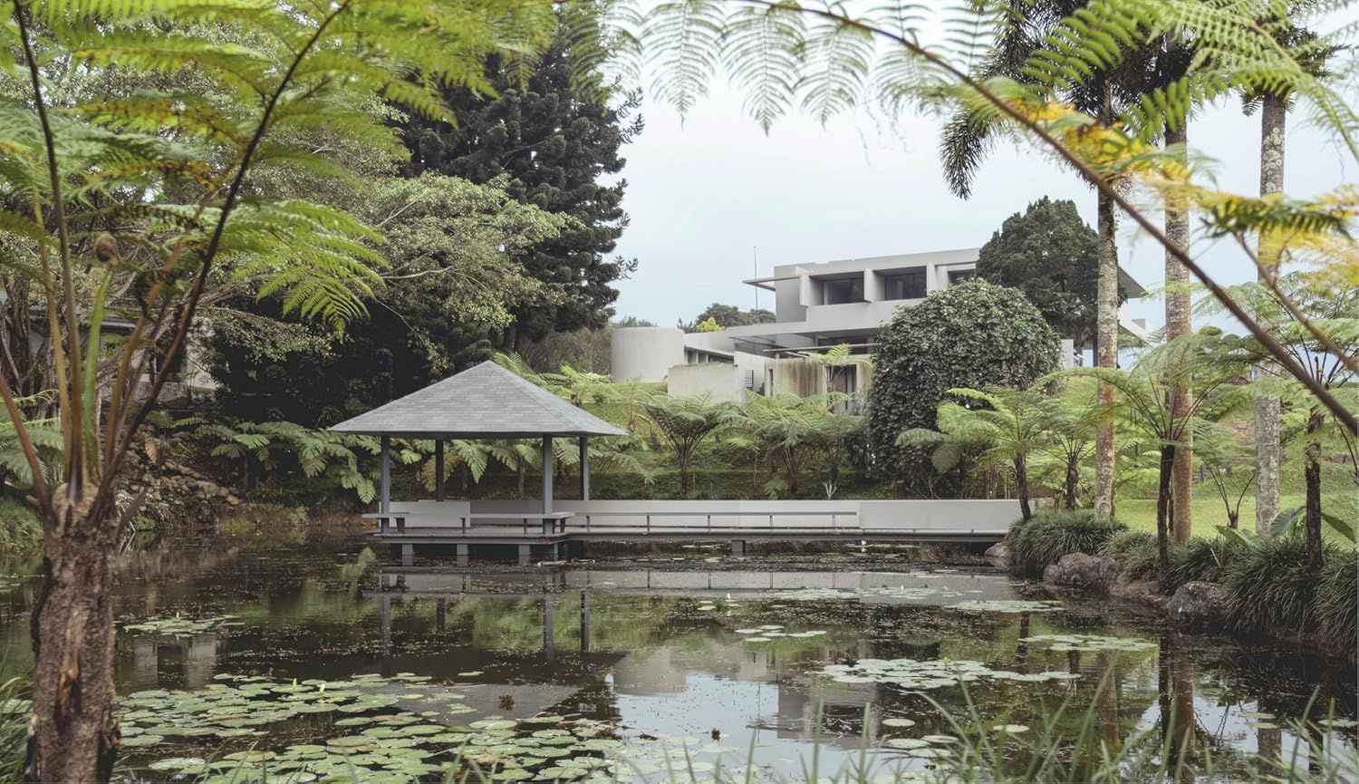 Tropicality: The Houses of Andra Matin