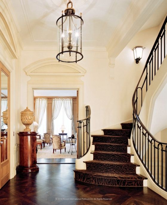 Interior Design Masterclass: 100 Lessons from America's Finest Designers on the Art of Decoration