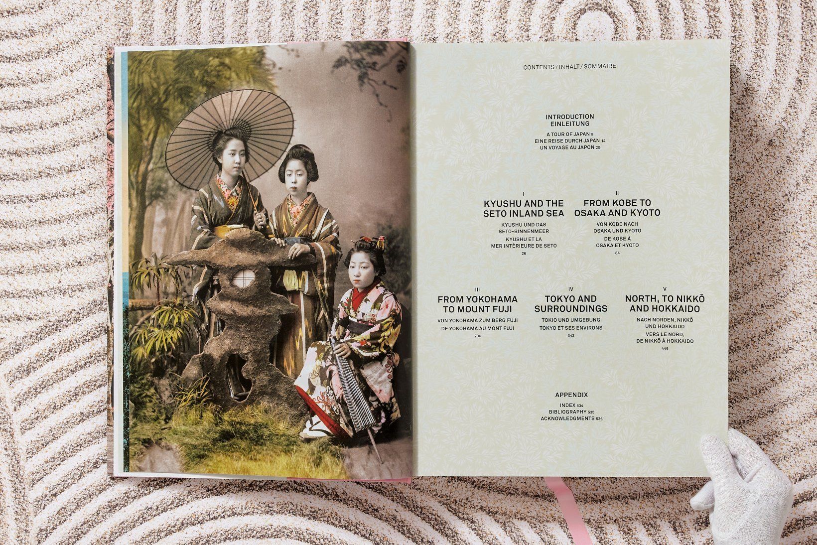 Japan 1900_Sebastian Dobson & Sabine Arqué_9783836573566_Taschen GmbH