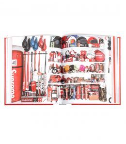 Art On Deck : An Exploration of Supreme Skateboards from 1994-2018_Byron Hawes_9781576879382_powerHouse Books,U.S.