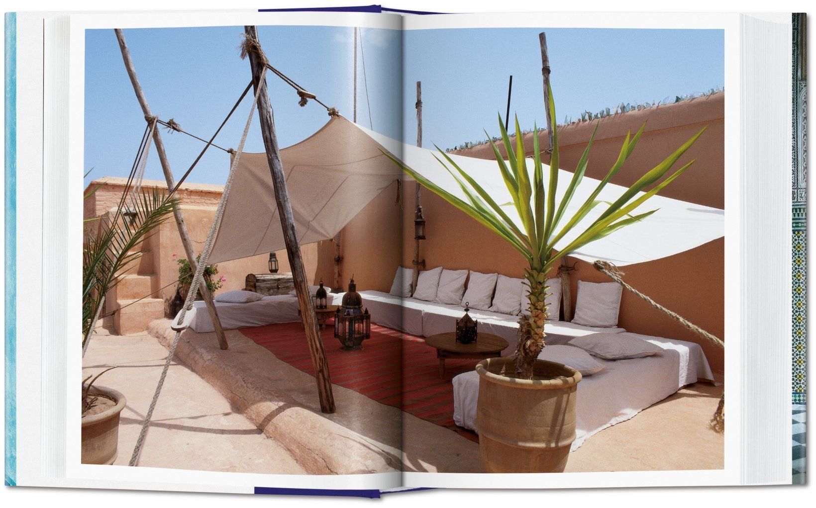Living in Morocco_Barbara & Rene Stoeltie_9783836590037_Taschen