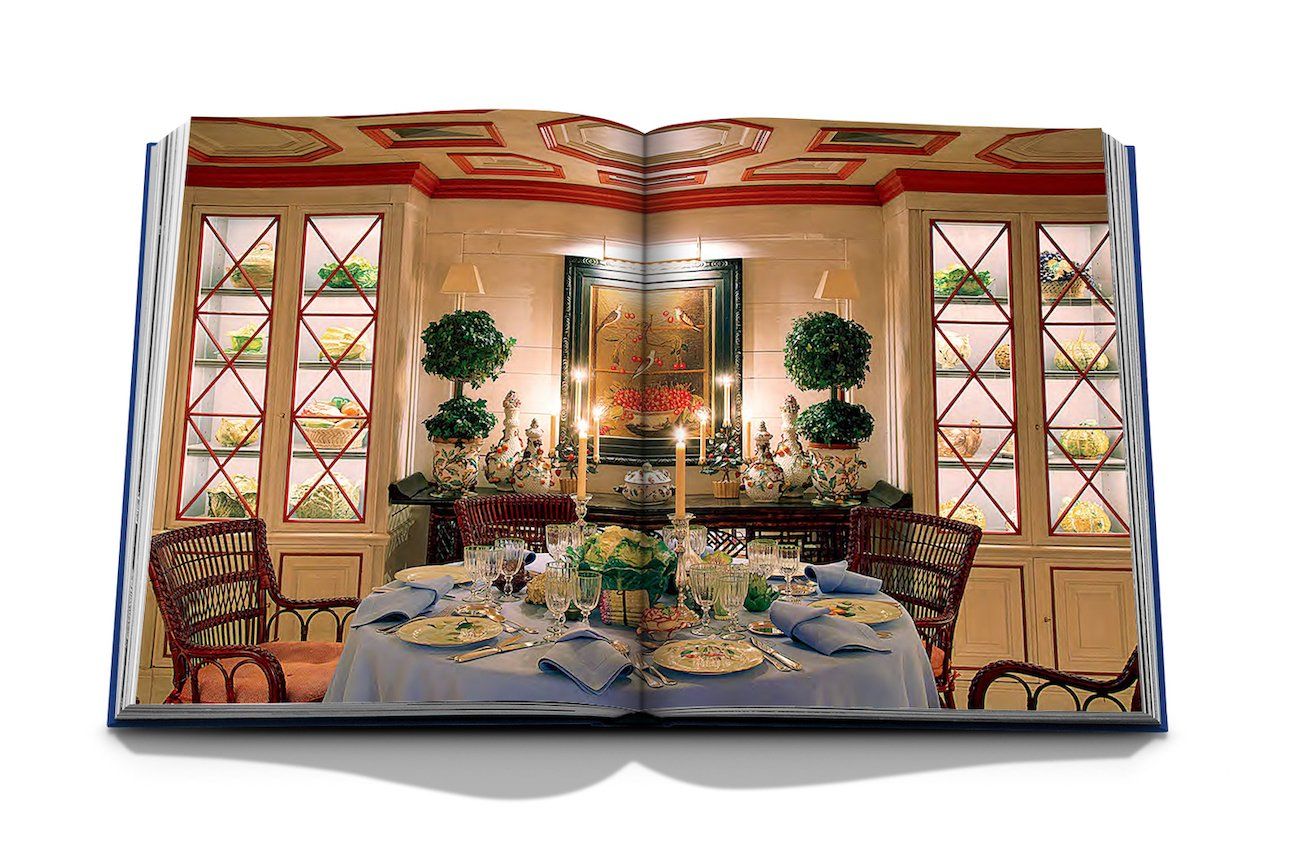 Valentino: At the Emperor's Table