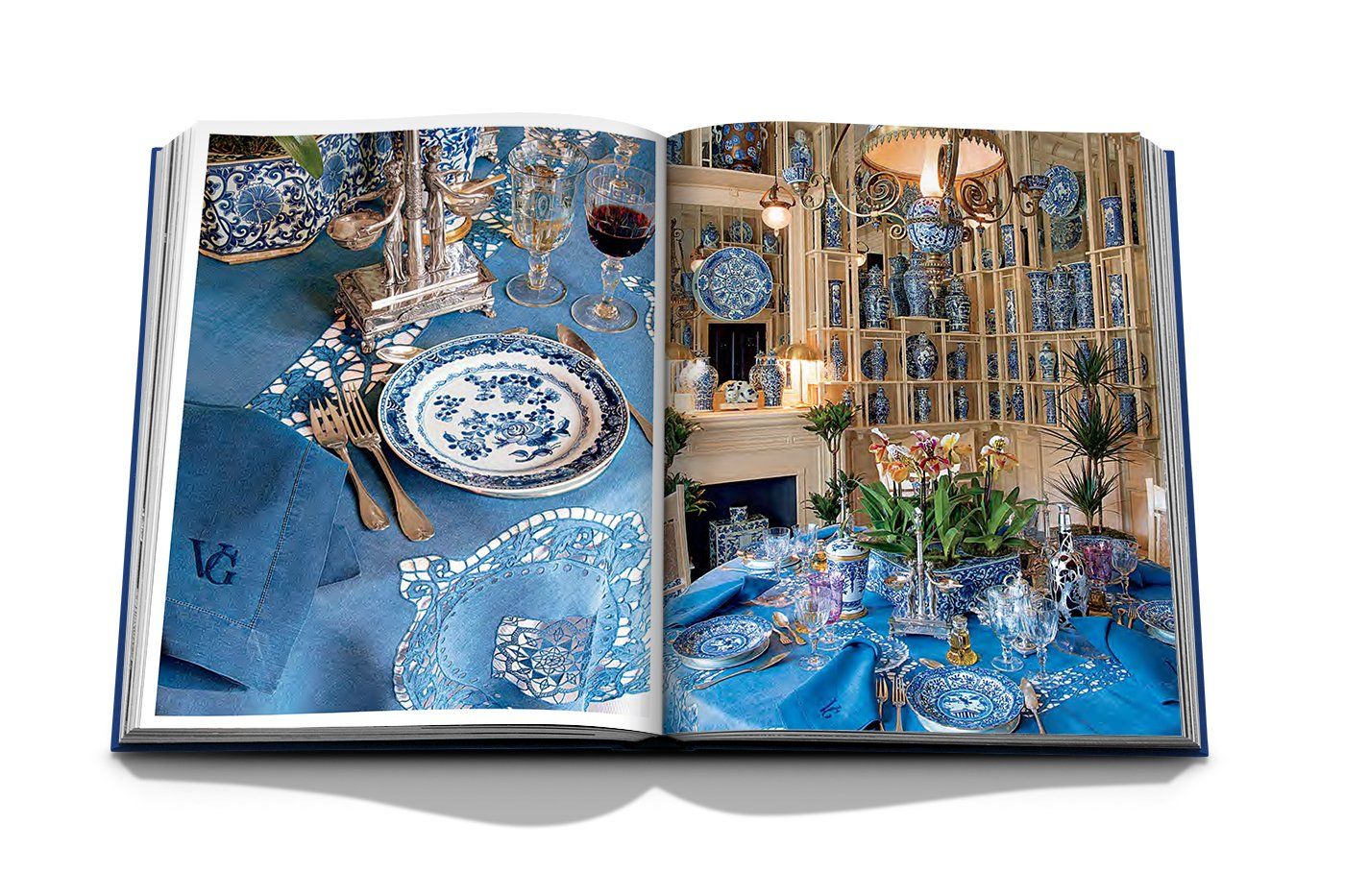 Valentino: At the Emperor's Table