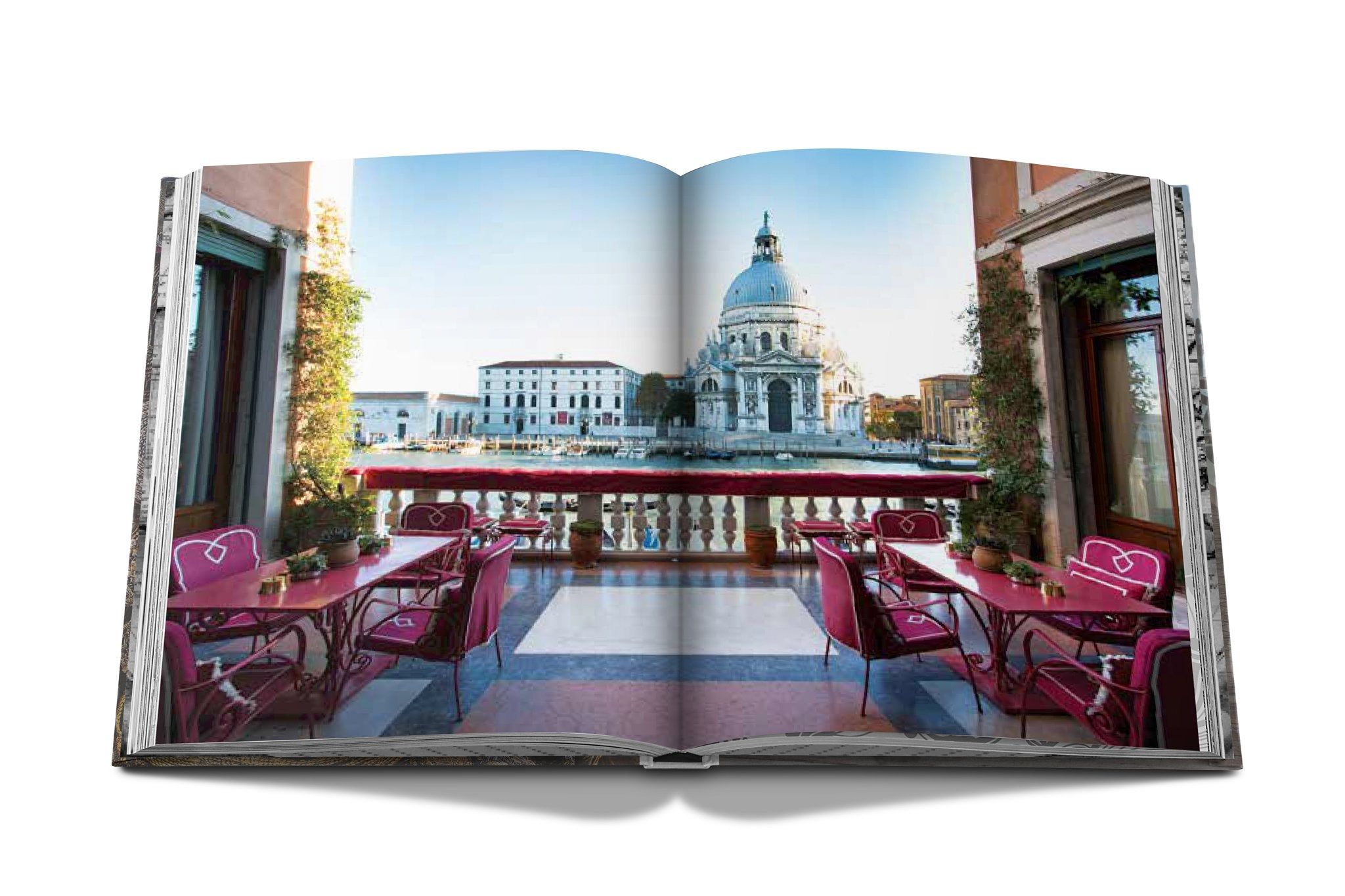 Venetian Chic_Francesca Bortolotto Possati_9781614285380_Assouline Publishing Inc