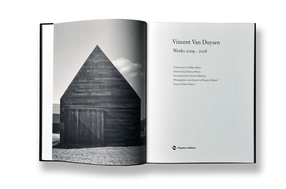 Vincent Van Duysen Works 1989-2009_Ilse Crawford _9780500343432_Thames & Hudson Ltd