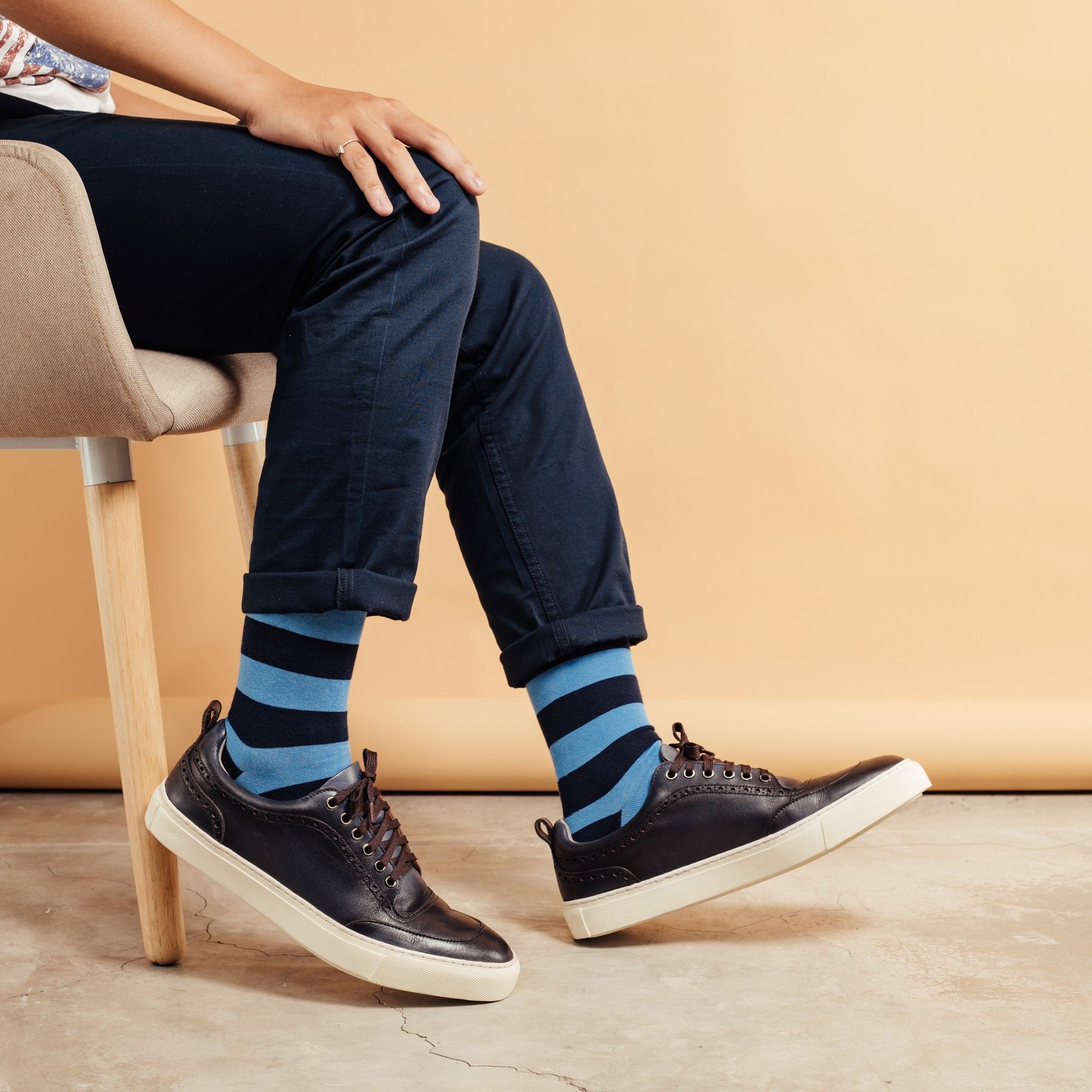Tất cổ cao Sọc Ngang Ivy - Navy Babyblue