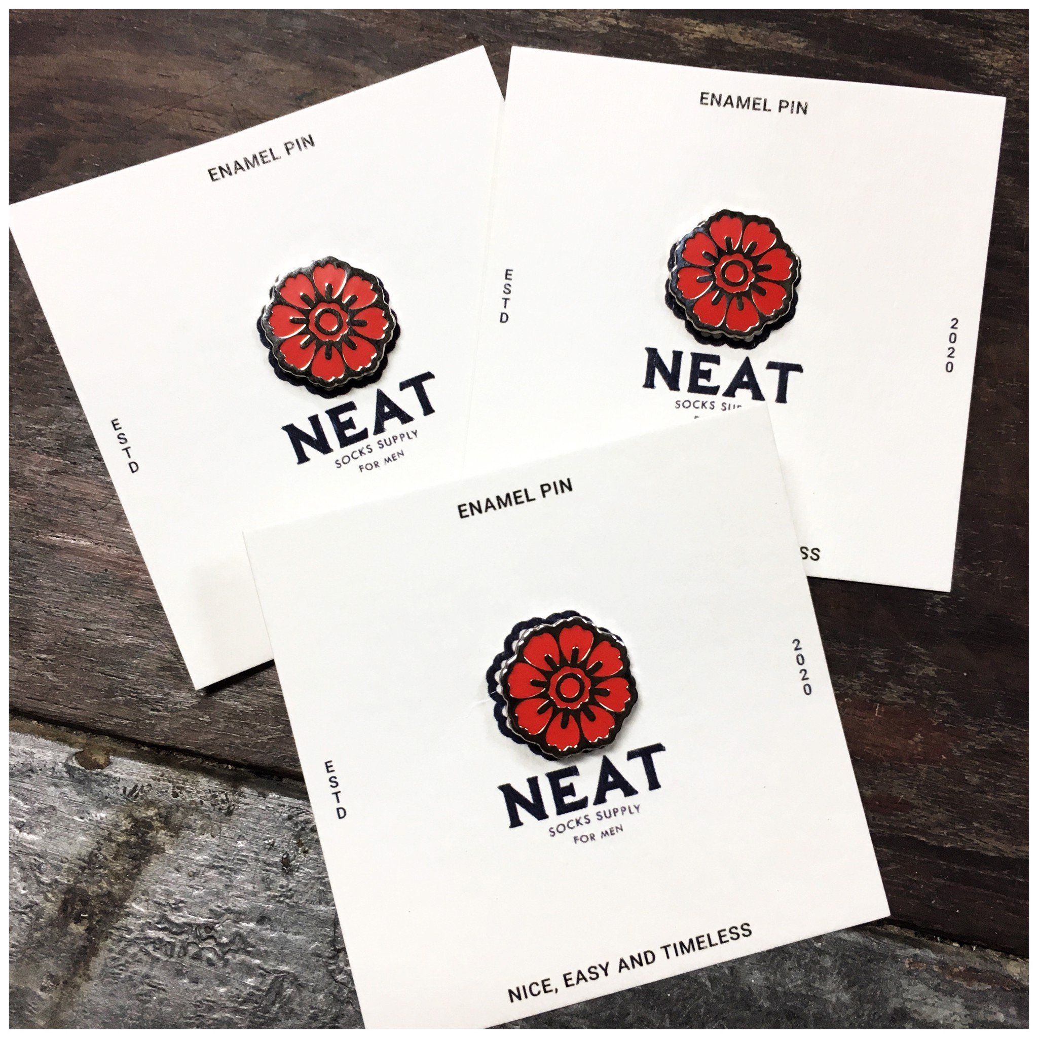 Pin cài áo NEAT
