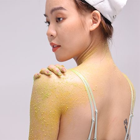Combo Muối tắm gội BareSoul Free Body & Hair Scrub 300g + Xịt kháng khuẩn LIVE 100ml
