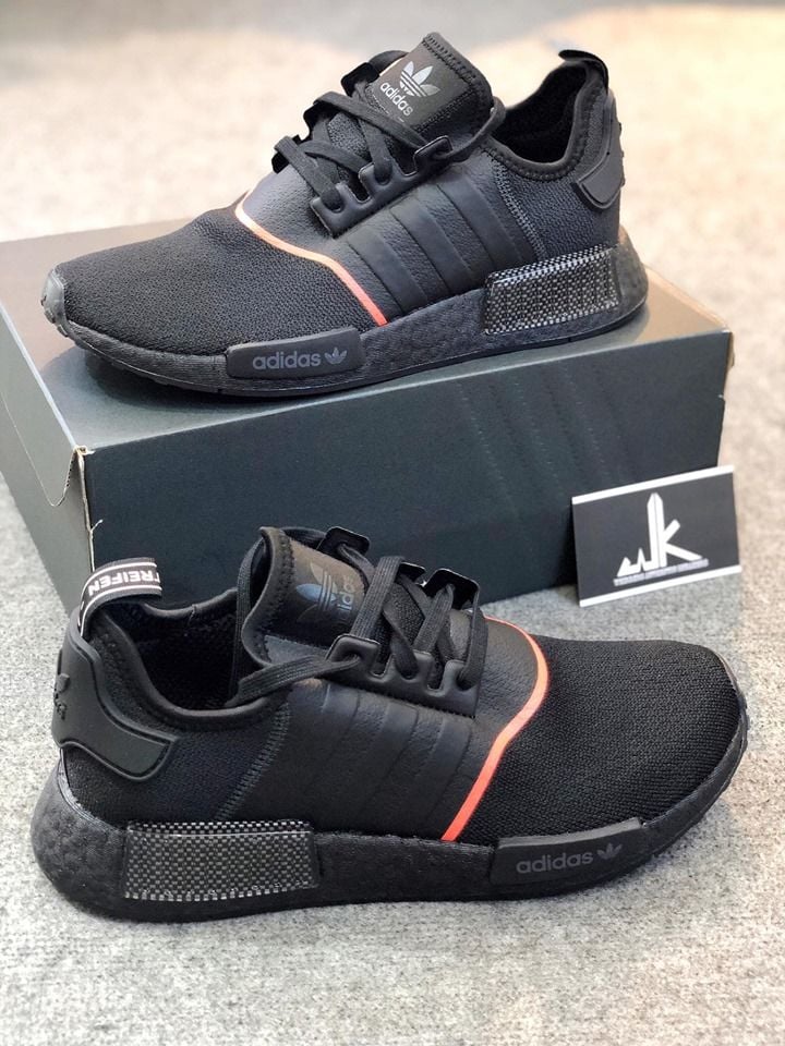 EE5085 - NMD R1 Core Black Solar Red
