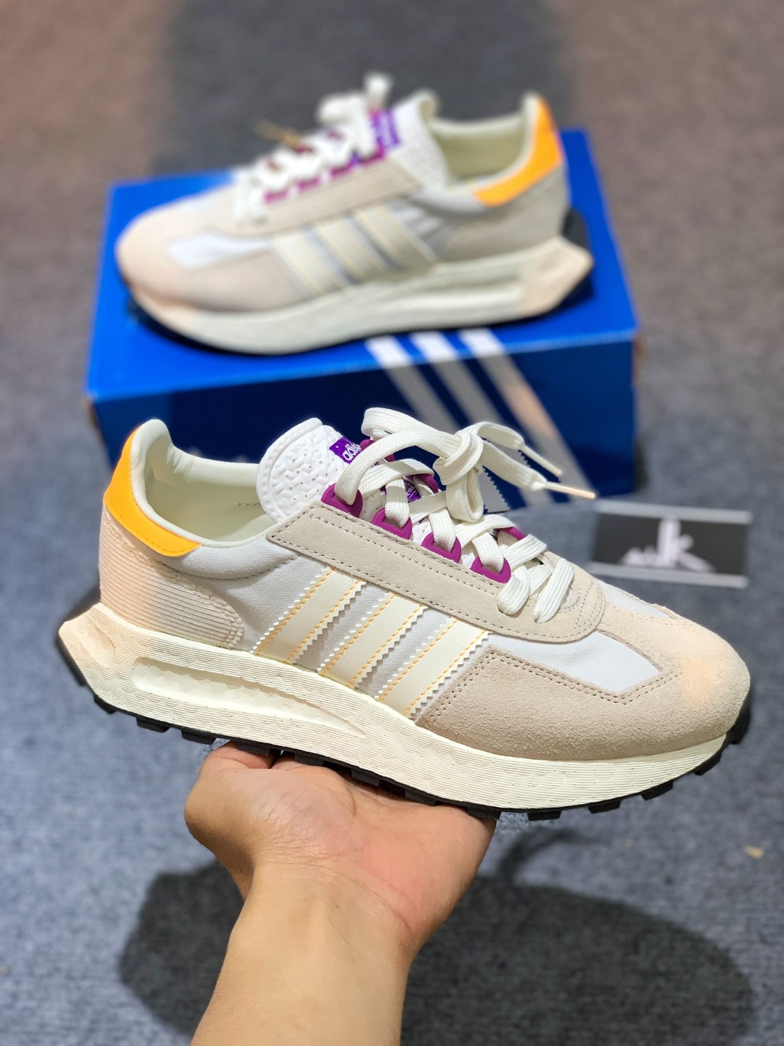  GW6058 Retropy E5 Beige 