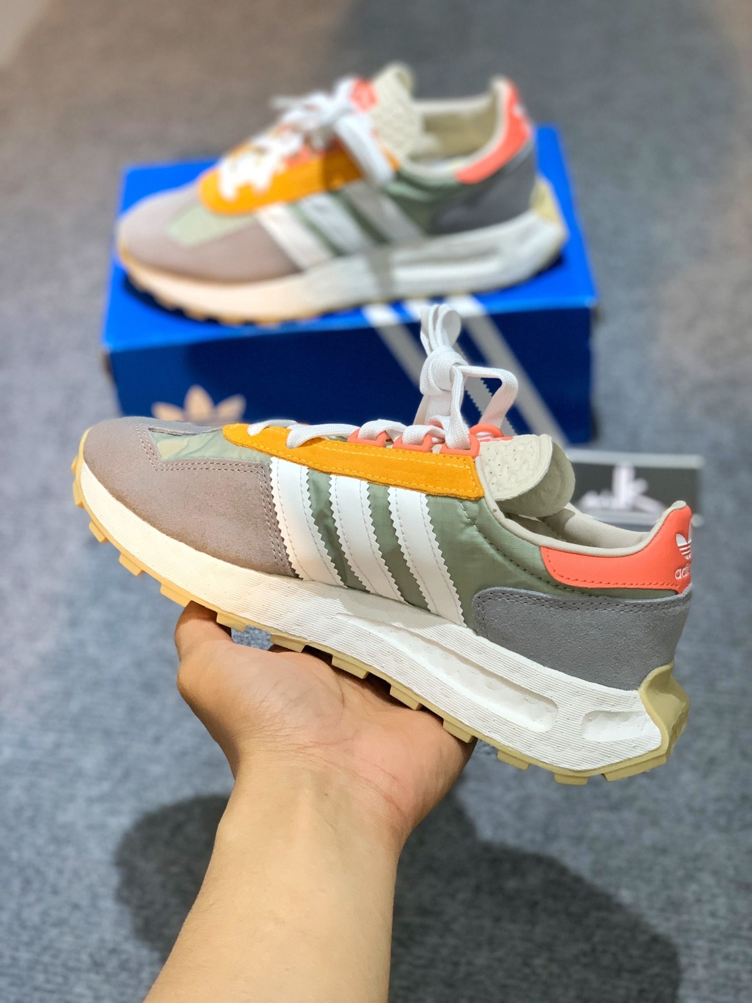  GY1033 Retropy E5 Grey Orange 