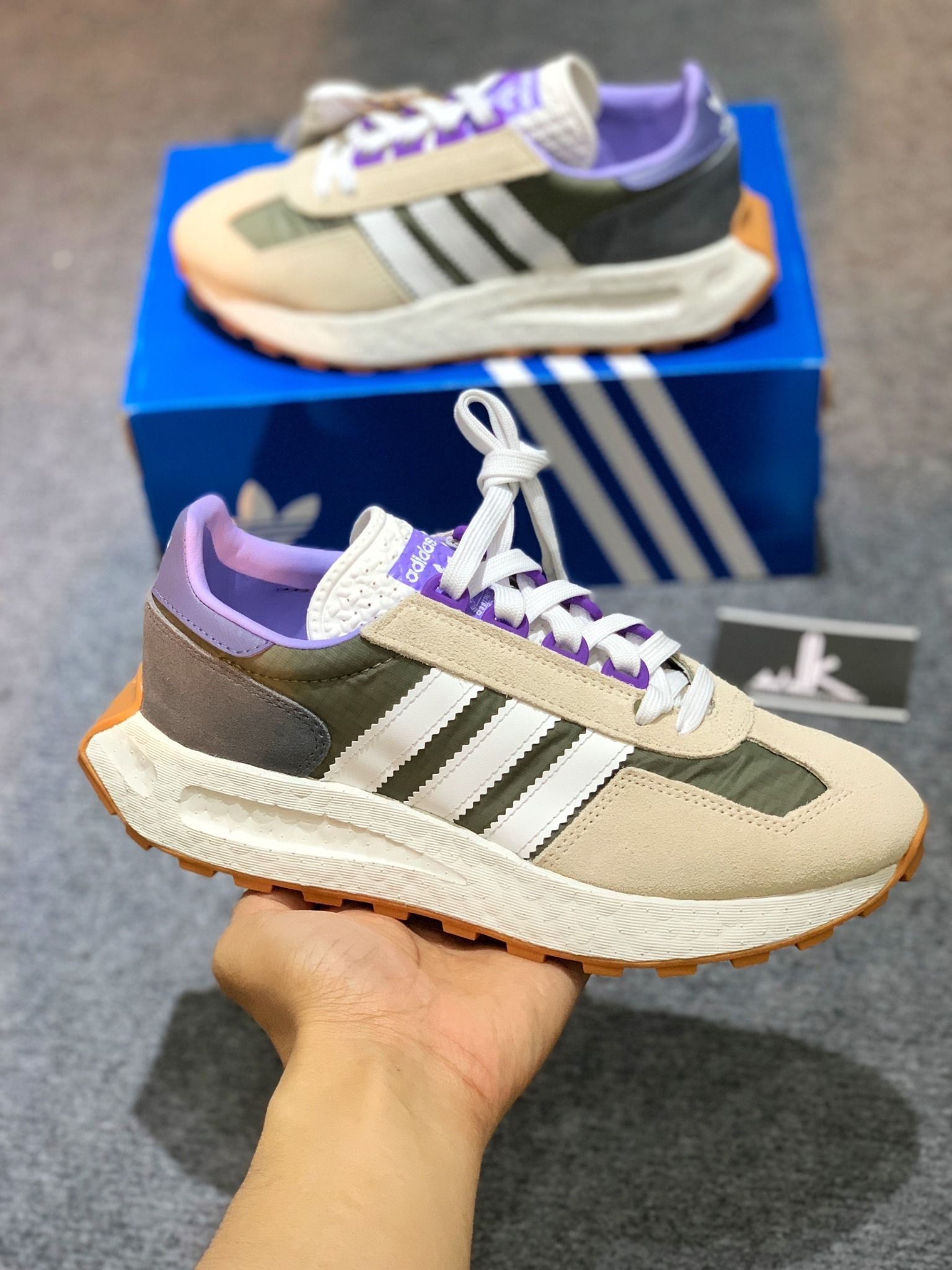  GY1034 Retropy E5 Beige Grey Purple 