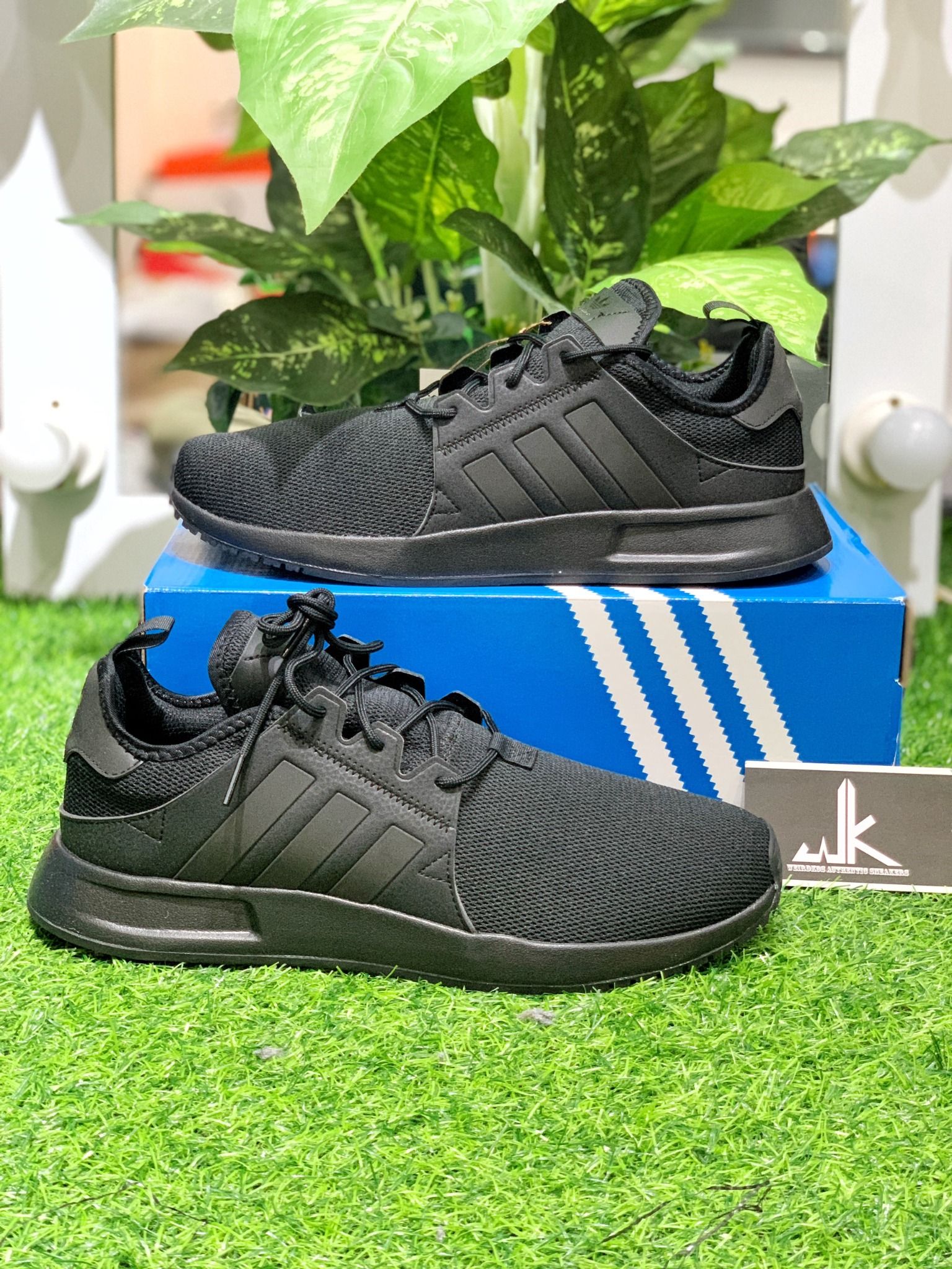 BY9260 XPLR Black