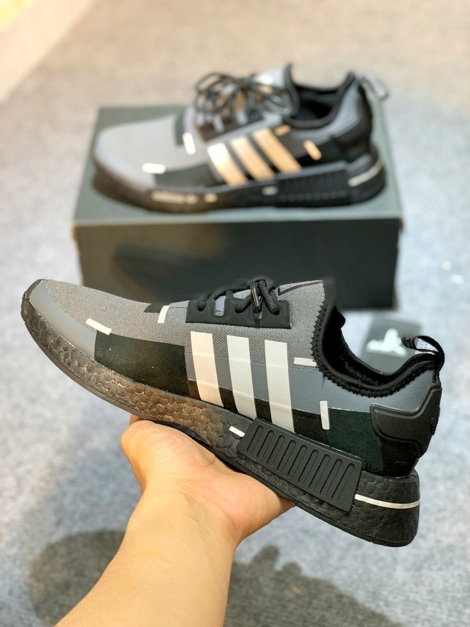GZ7946 NMD R1 Black Carbon Metallic