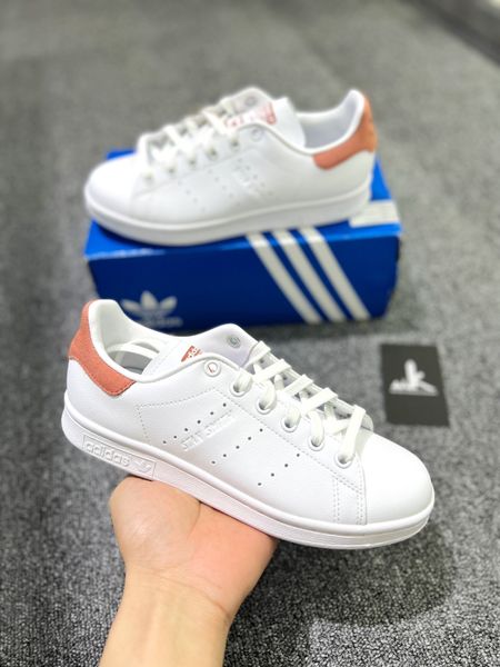  GX4437 Stan Smith Magic Earth 