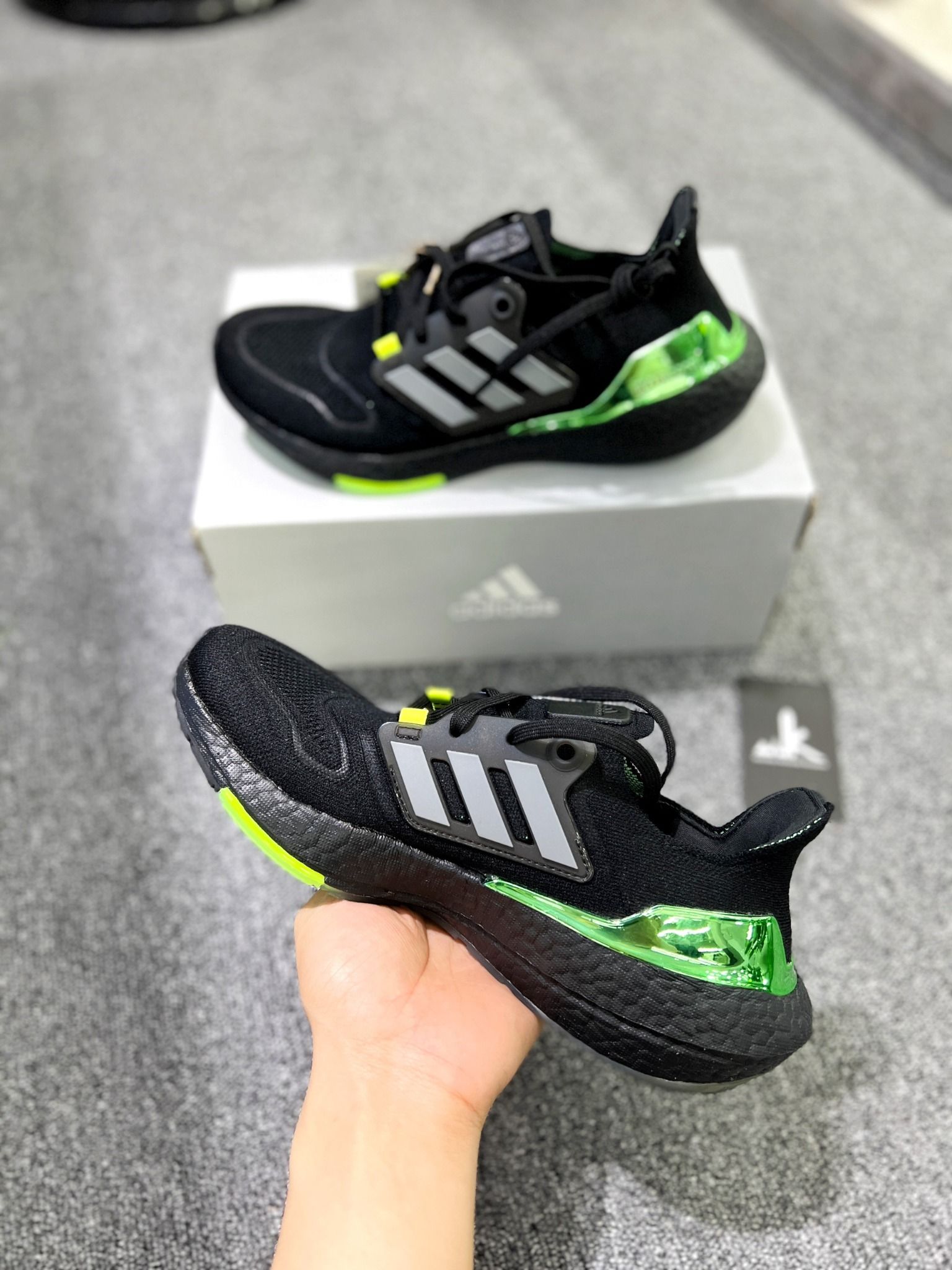 GX5917 Ultraboost 22 Iron Metallic