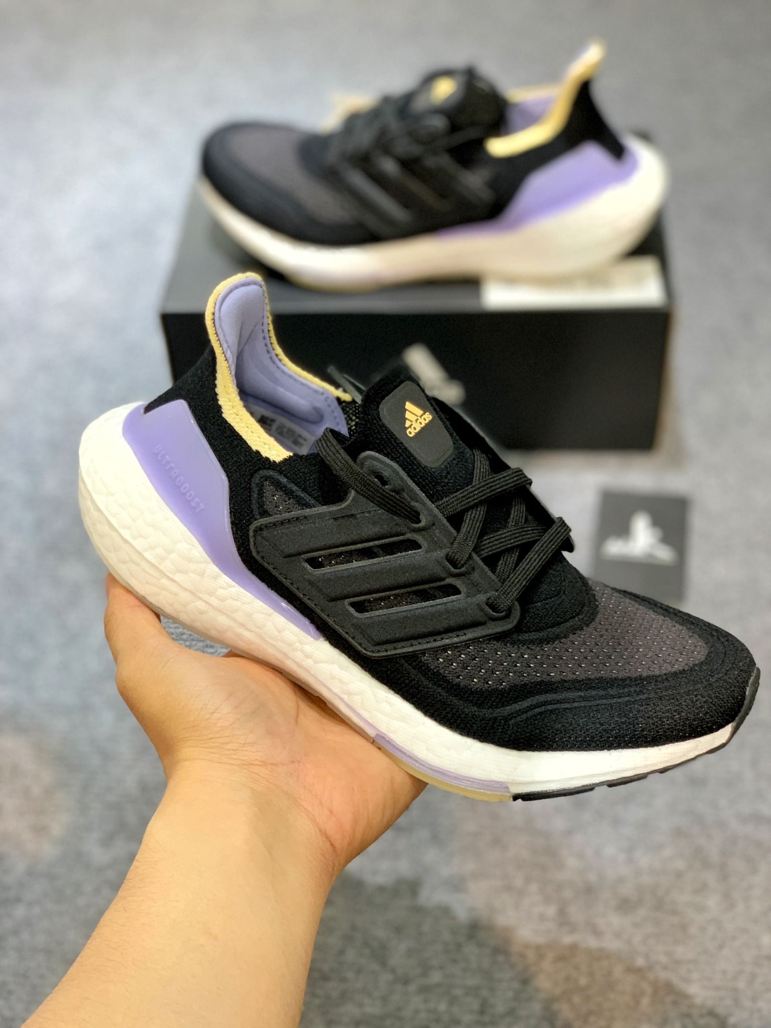  S23841 Ultraboost 21 Black Violet Tone 