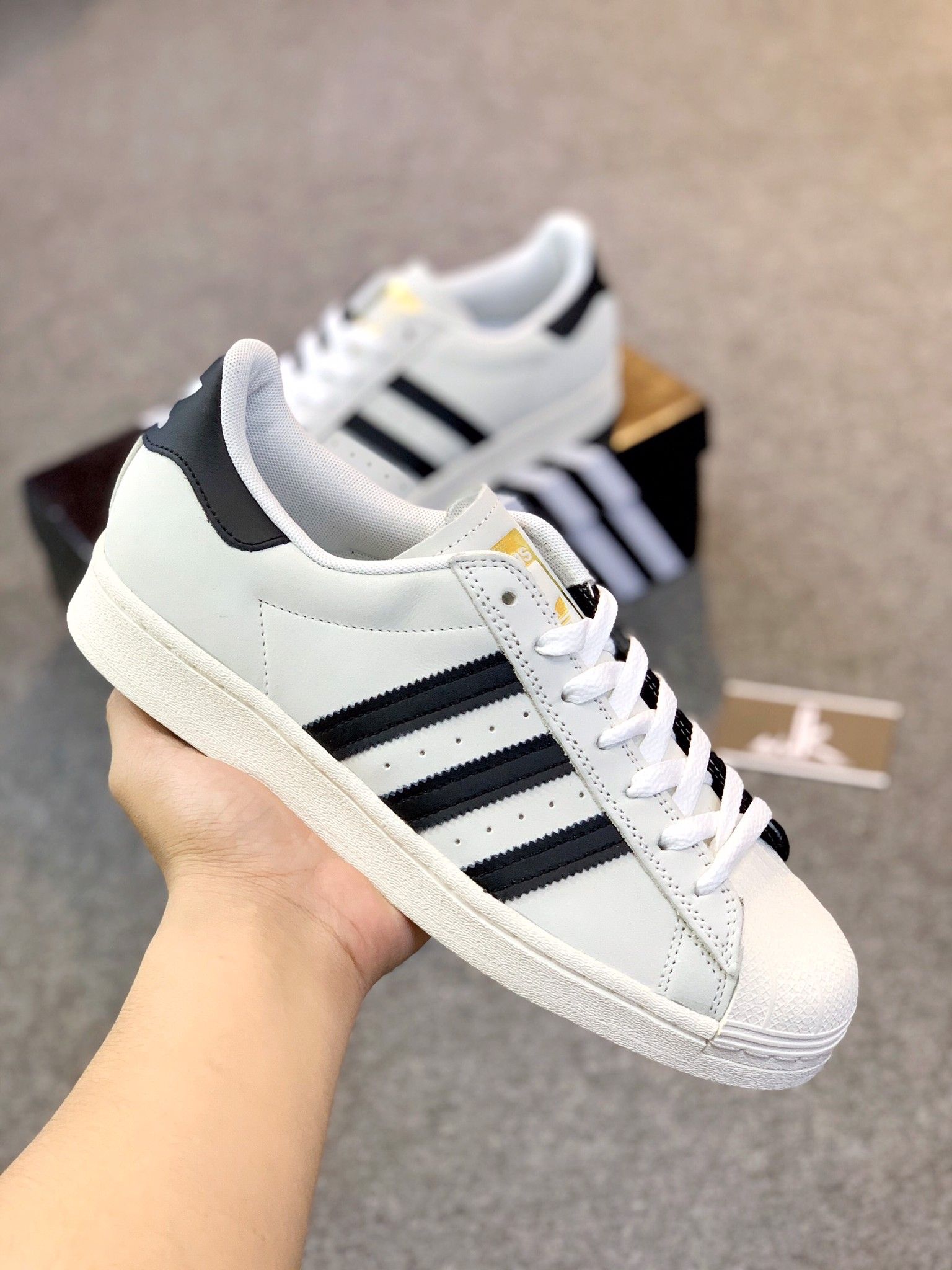 EG4958 - SuperStar OG