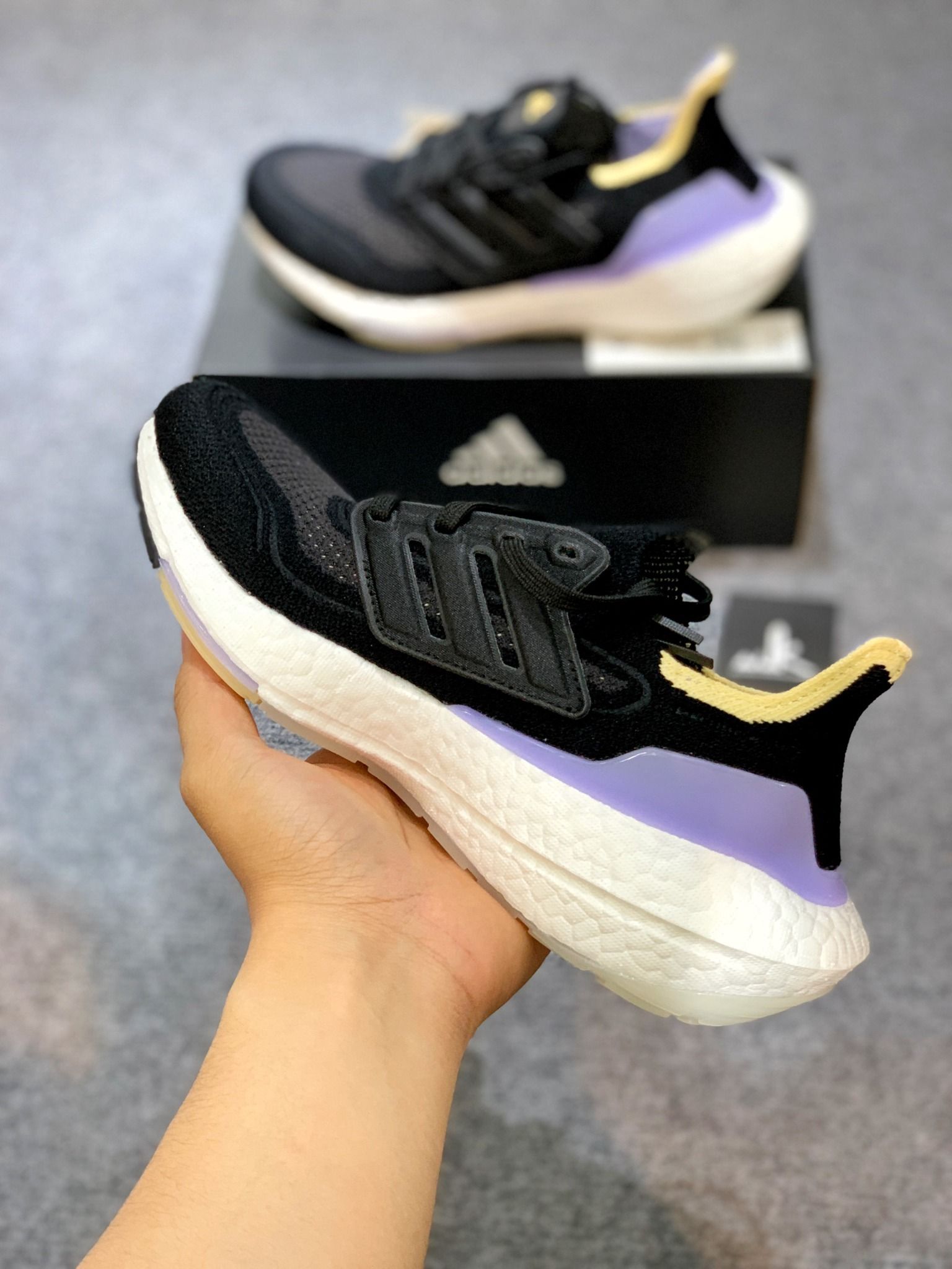  S23841 Ultraboost 21 Black Violet Tone 