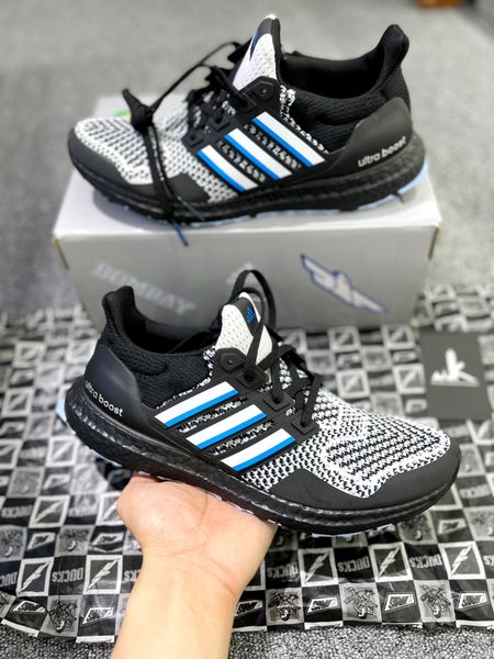  GV8815 Ultraboost 1.0 DNA The Mighty Ducks Hawks 