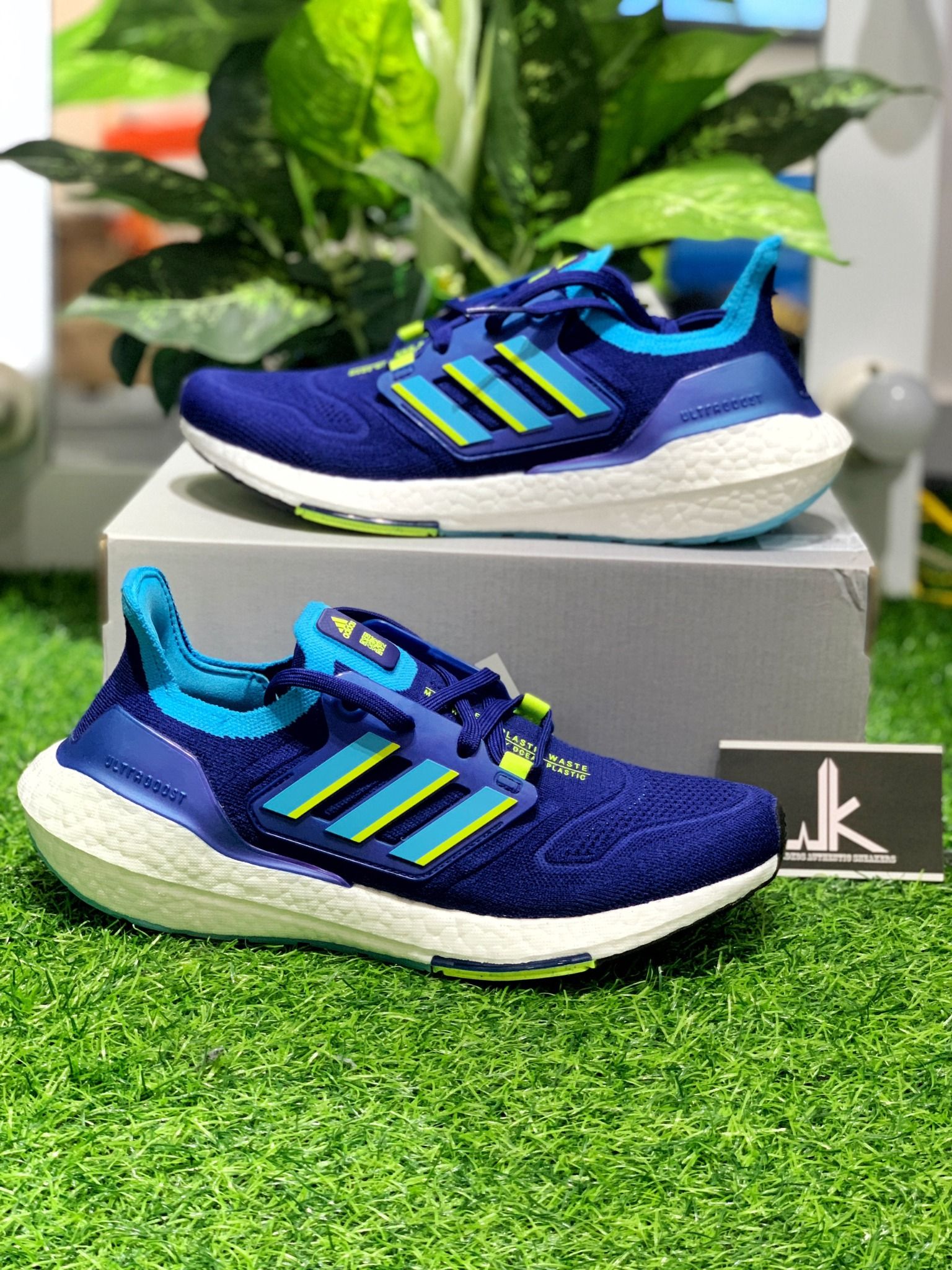  GX9333 Ultraboost 22 Legacy Indigo Solar Yellow 