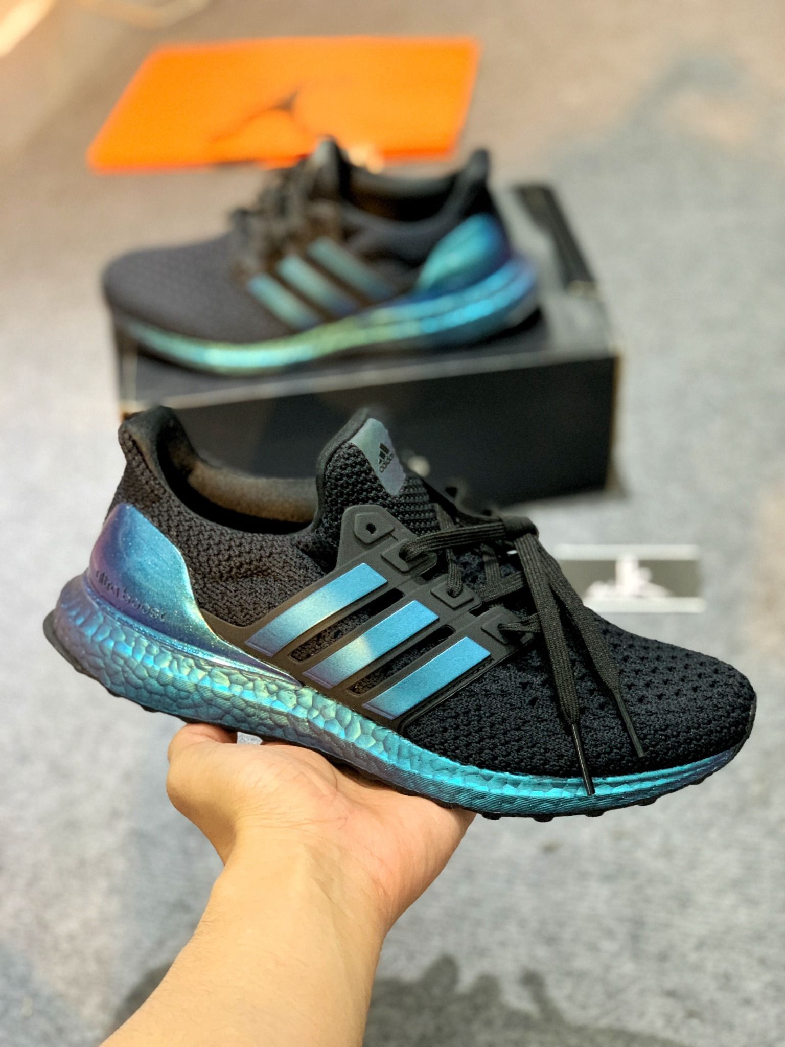  FZ2874 Ultraboost Clima Iridescent Pack 