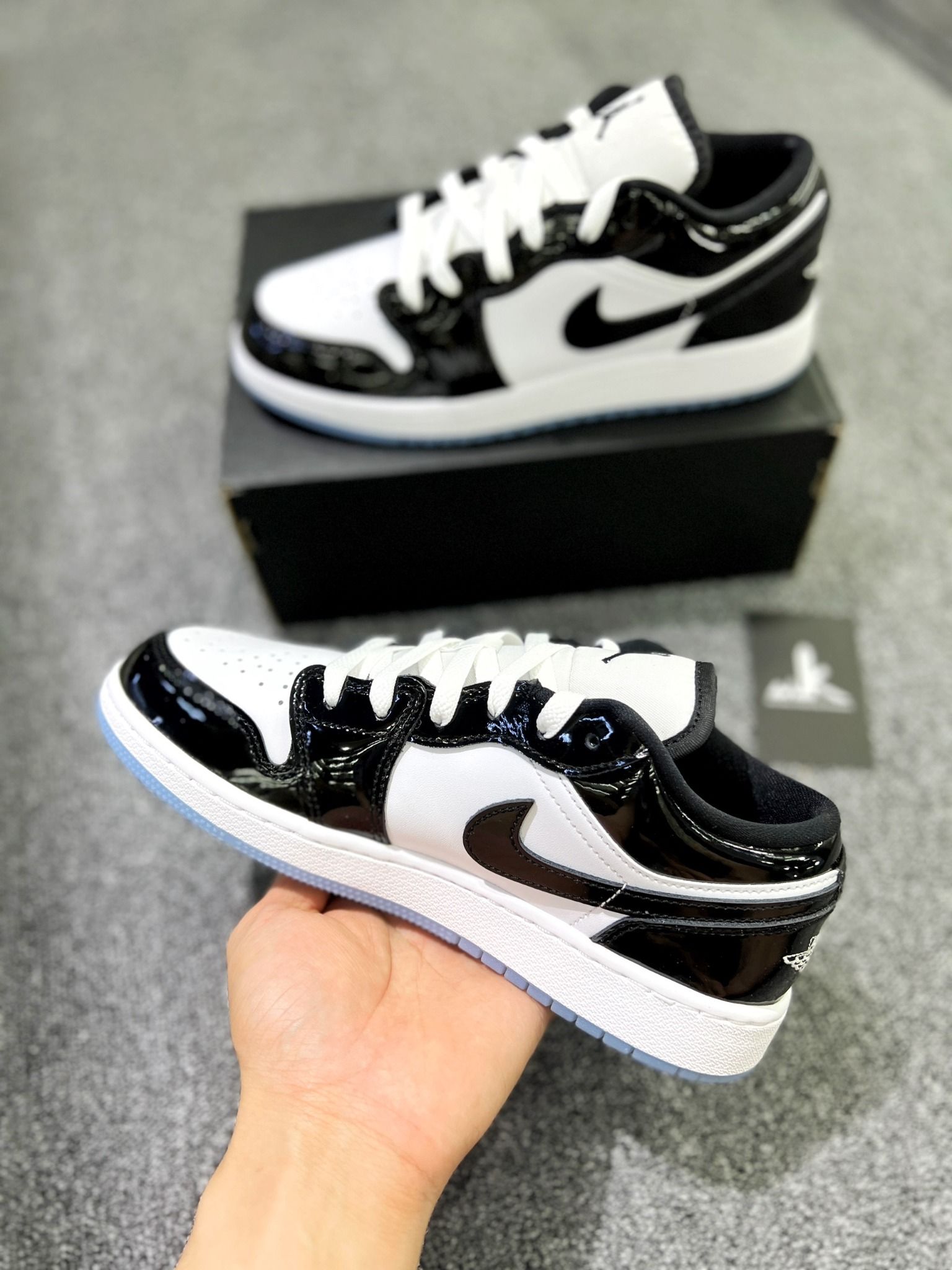  DV1309-100 Jordan 1 Low Dark Concord 