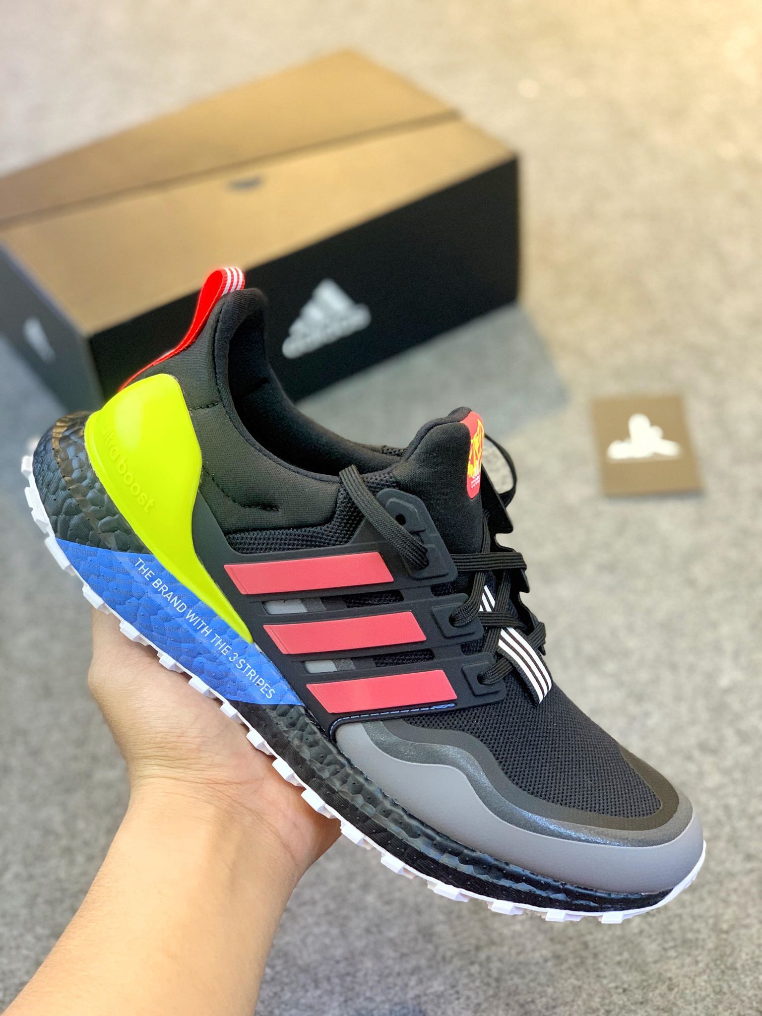 EG8097 - Ultraboost 4.0 All Terain