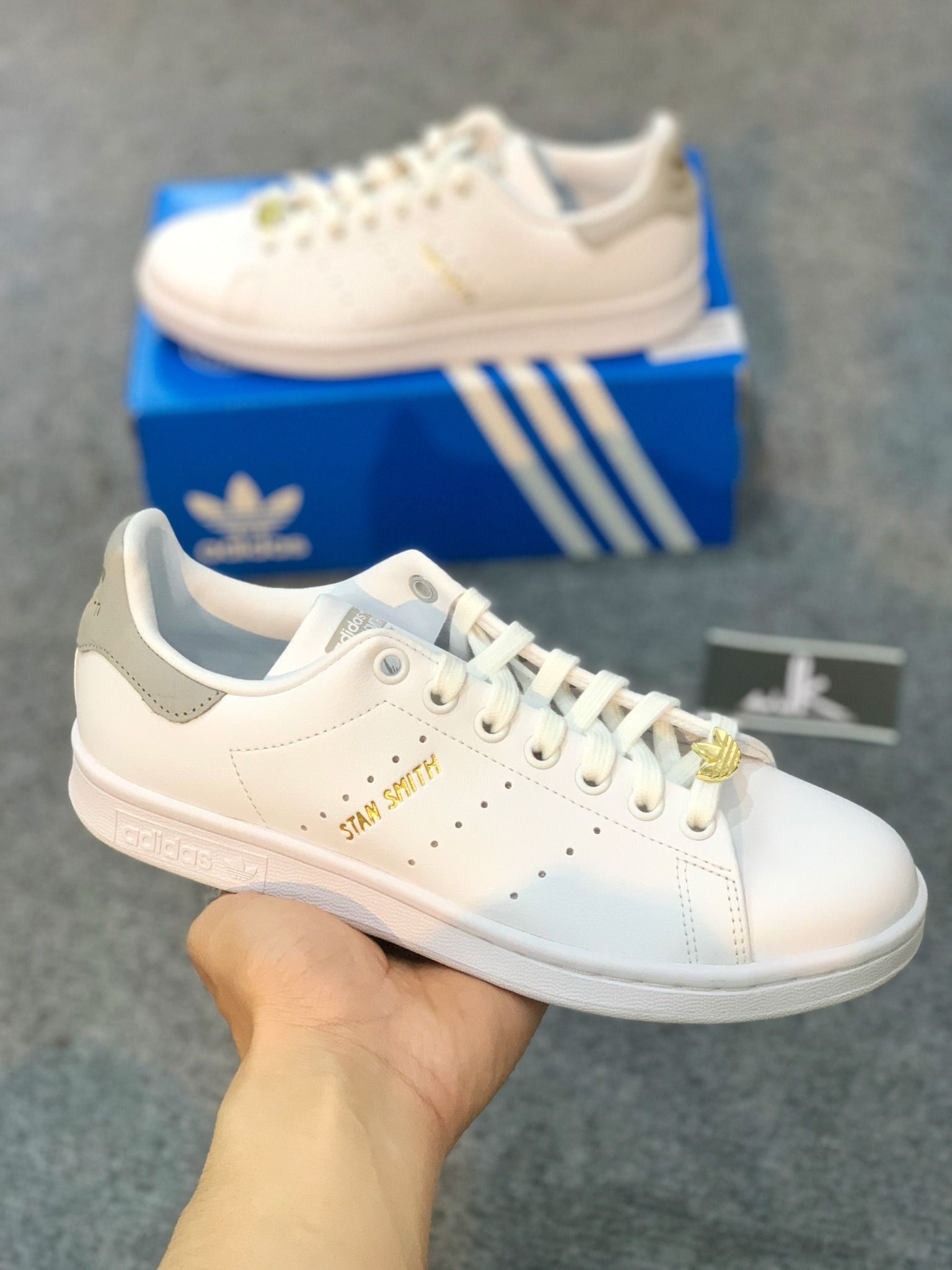  GW4240 Stan Smith Grey 