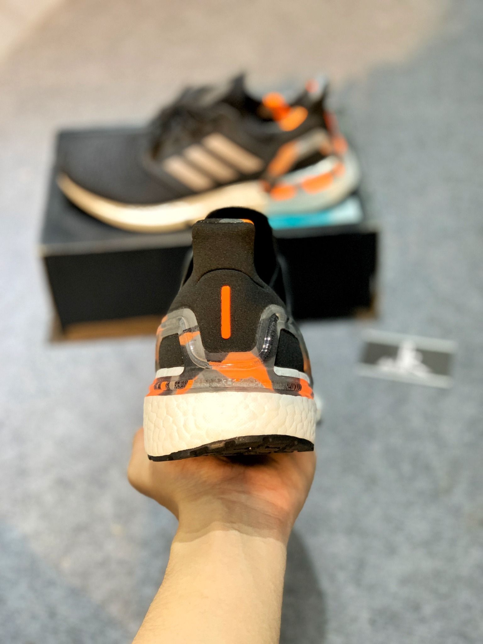  H67280 Ultraboost 20 Marathon 