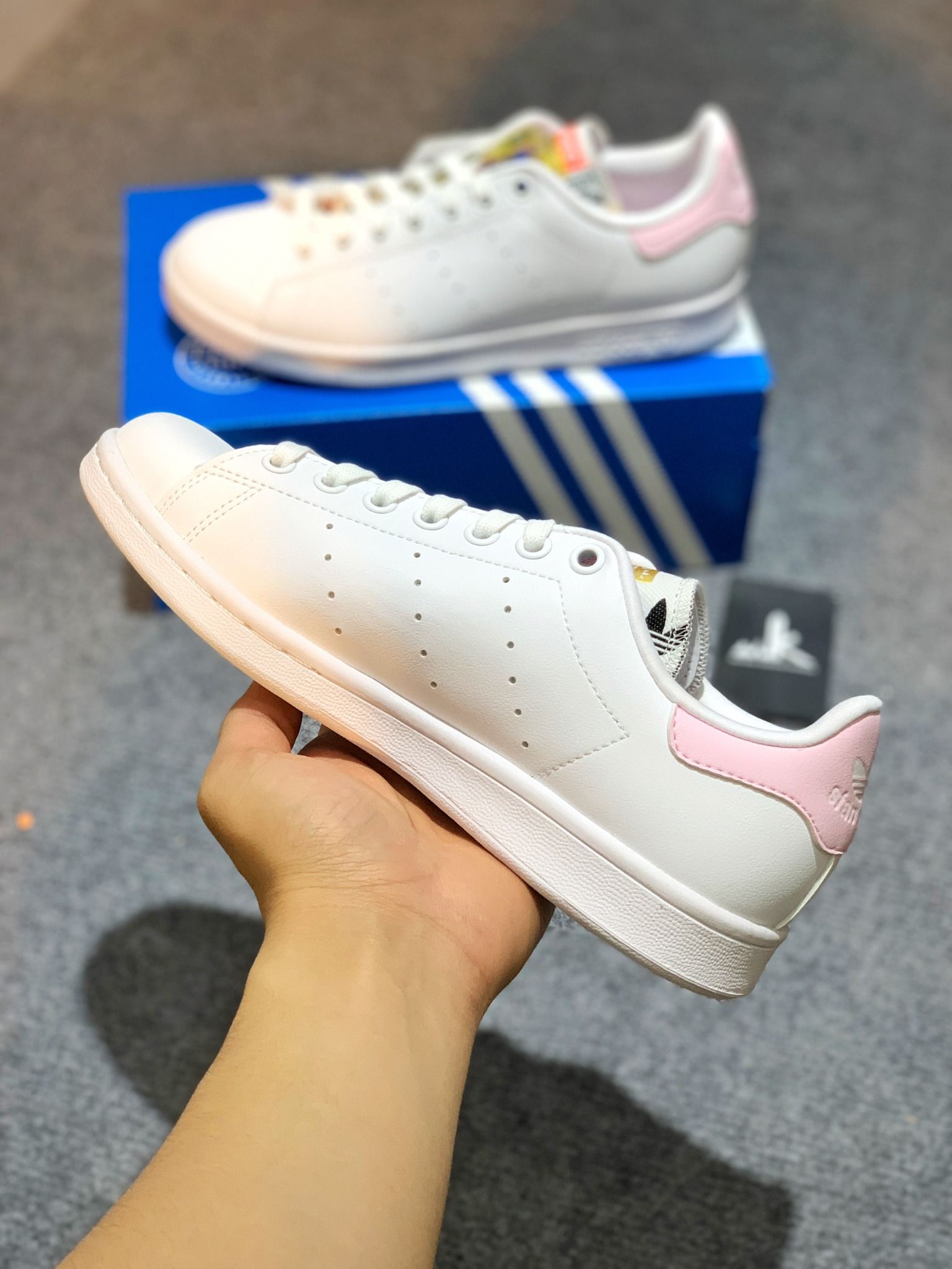 H04056 Stan Smith White Pink
