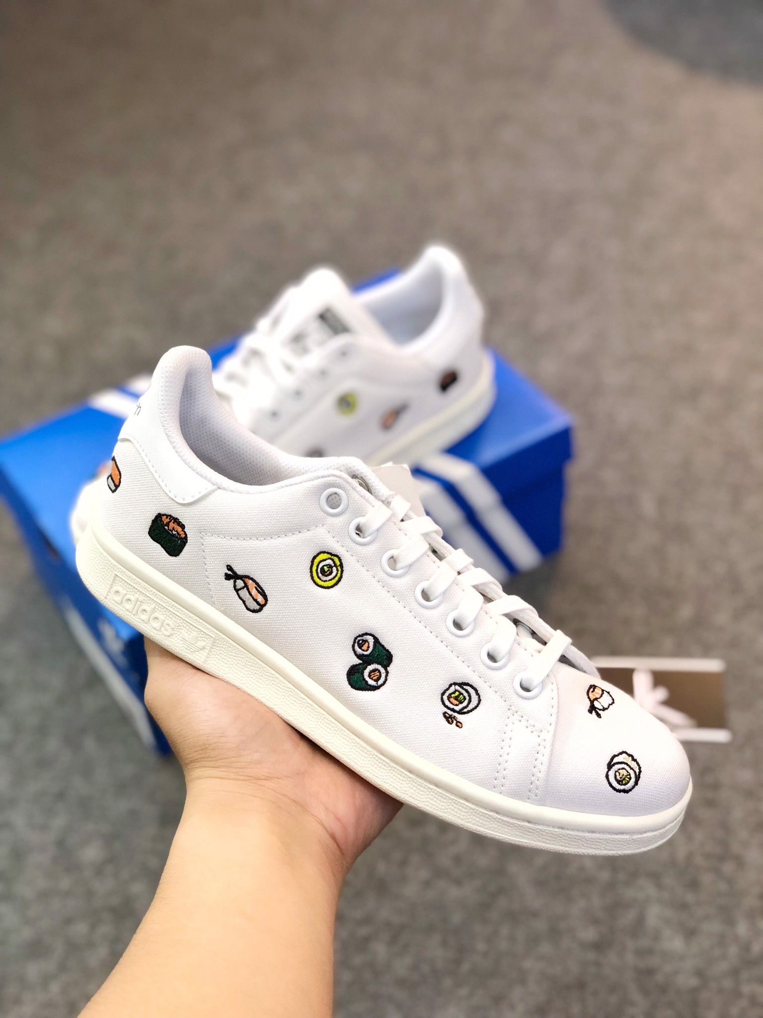  EF5469 - Stan Smith Shushi 